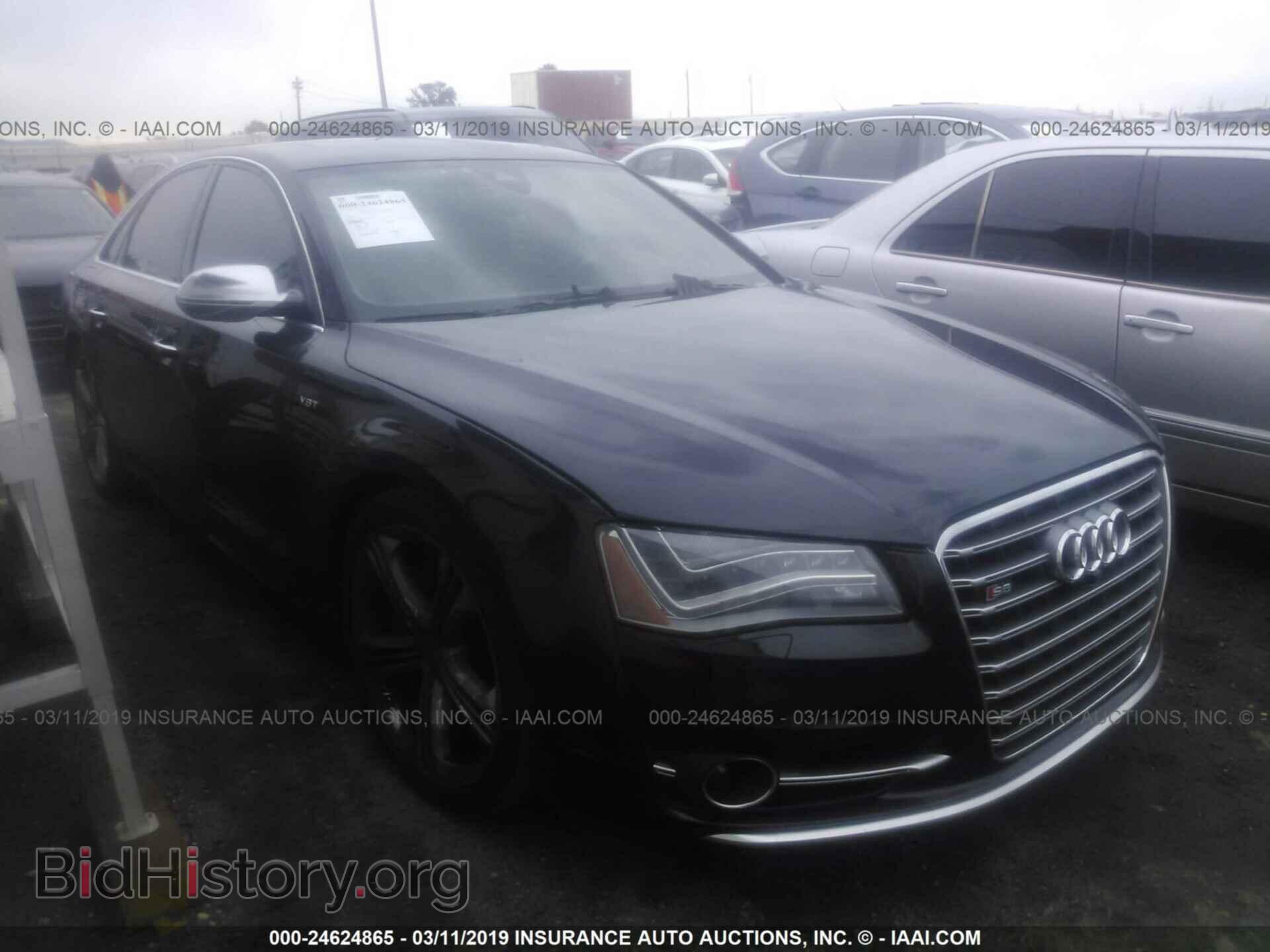 Photo WAUD2AFD8EN003909 - AUDI S8 2014