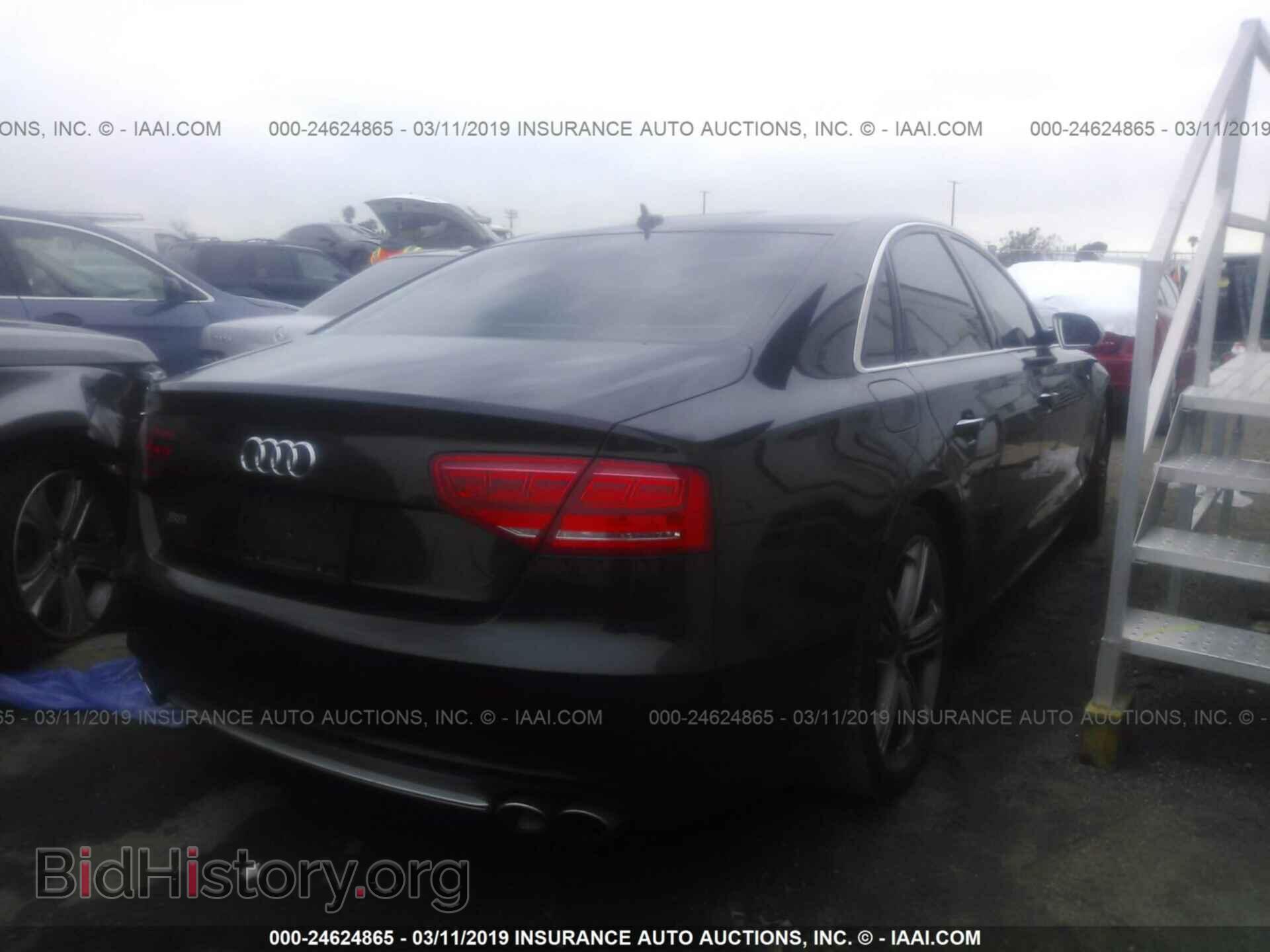 2014 AUDI S8 - VIN: WAUD2AFD8EN003909 - Photo 4