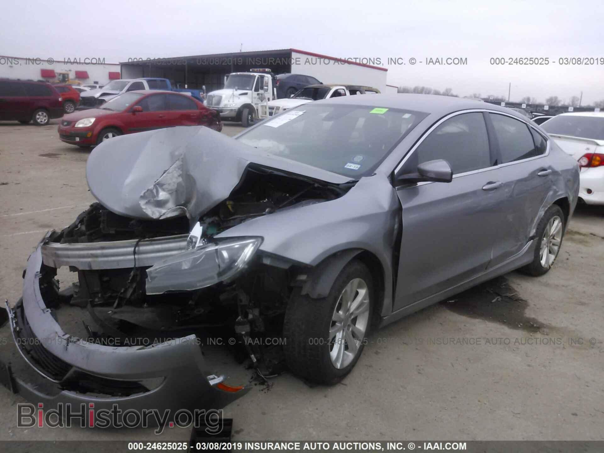 2016 CHRYSLER 200 - VIN: 1C3CCCAB9GN108365 - Photo 2