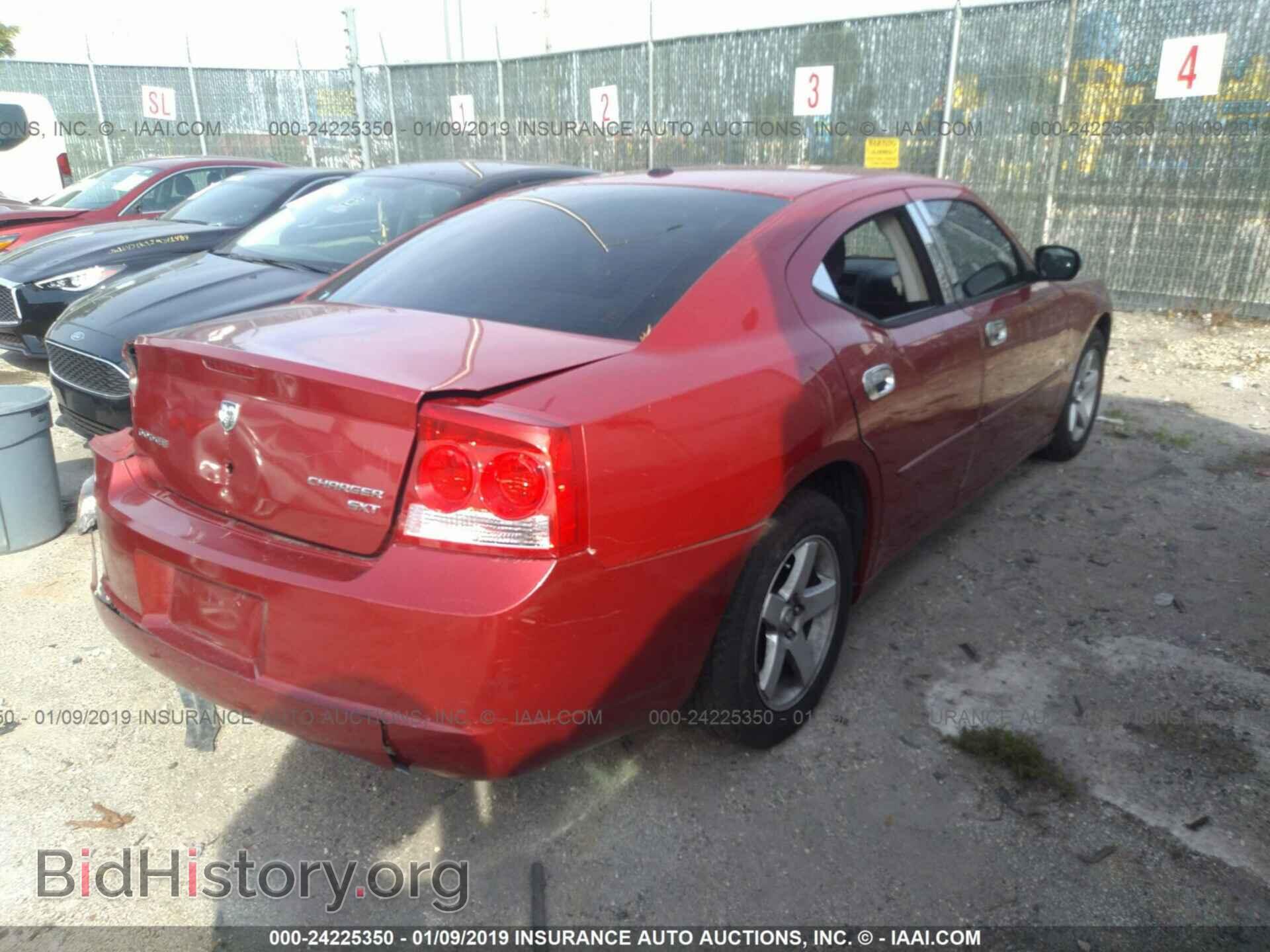 2010 DODGE CHARGER - VIN: 2B3CA3CUXAH140459 - Фото 4