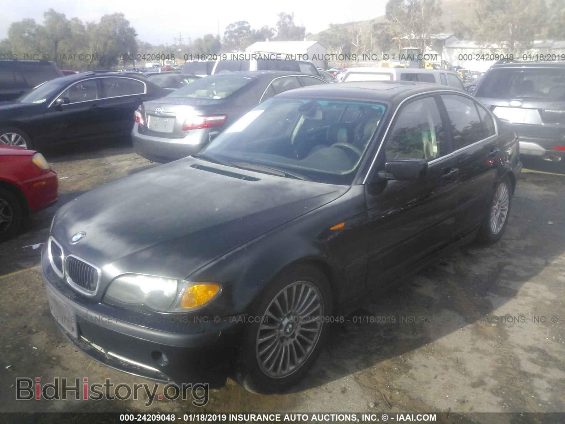 2002 BMW 330 - VIN: WBAEV53422KM20236 - Фото 2
