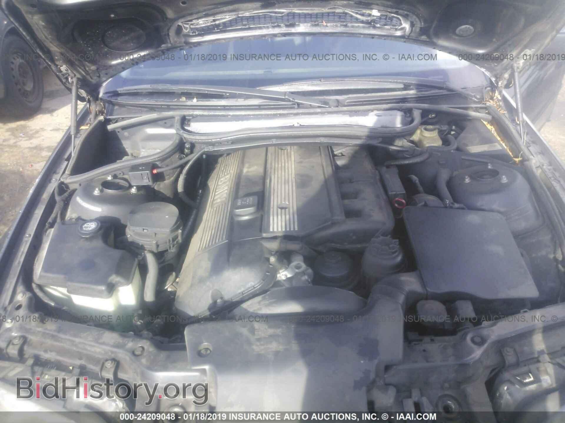 2002 BMW 330 - VIN: WBAEV53422KM20236 - Фото 10