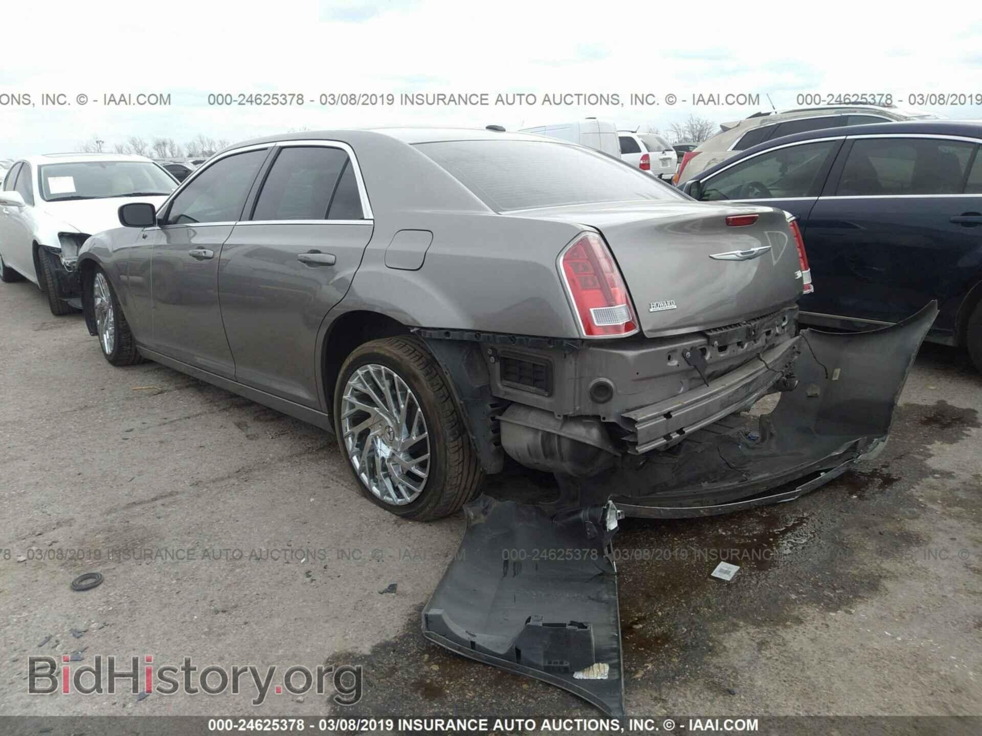 2014 CHRYSLER 300 - VIN: 2C3CCAAG6EH285767 - Фото 3
