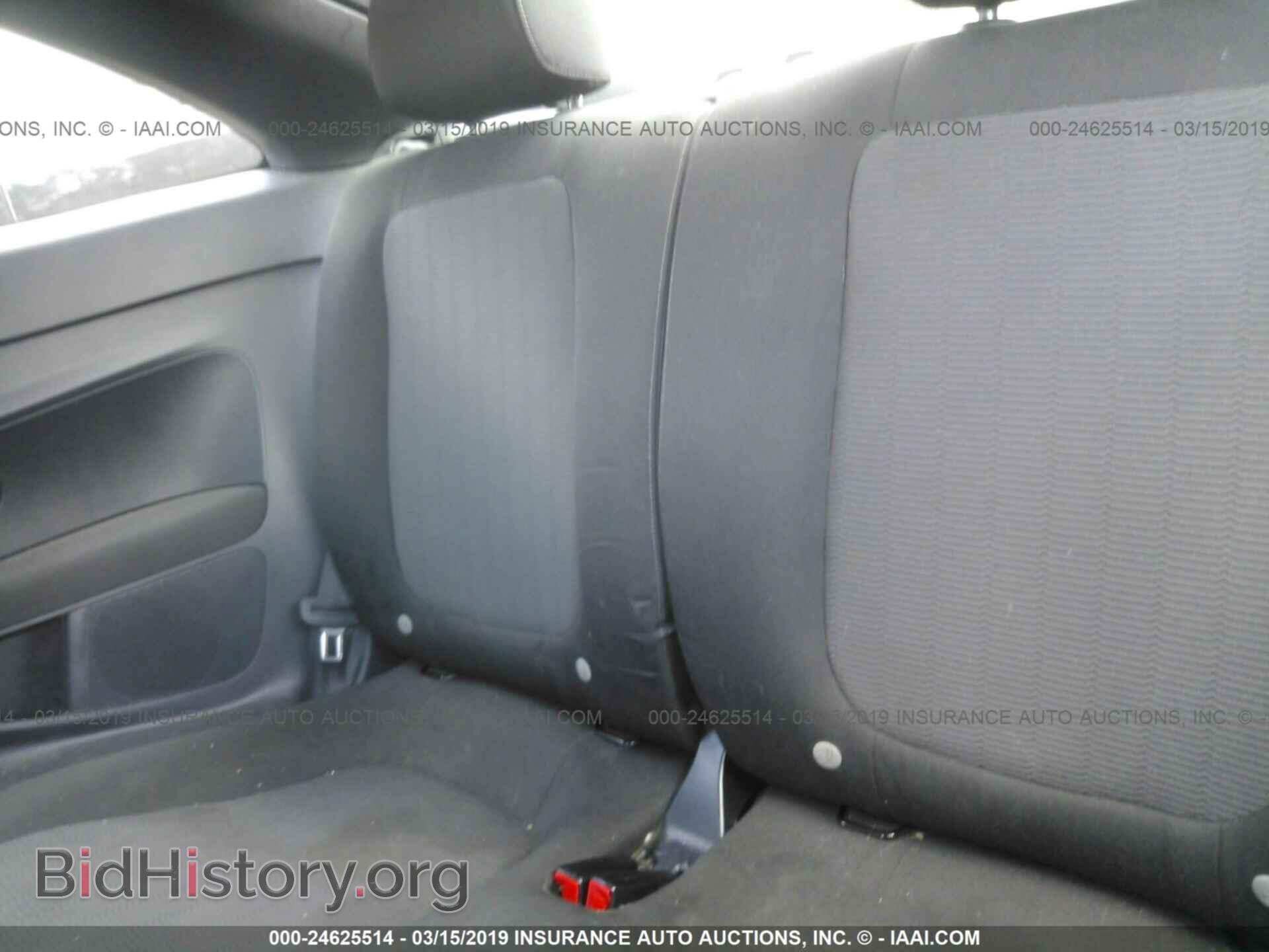 2014 VOLKSWAGEN BEETLE - VIN: 3VWFP7AT8EM623701 - Фото 8