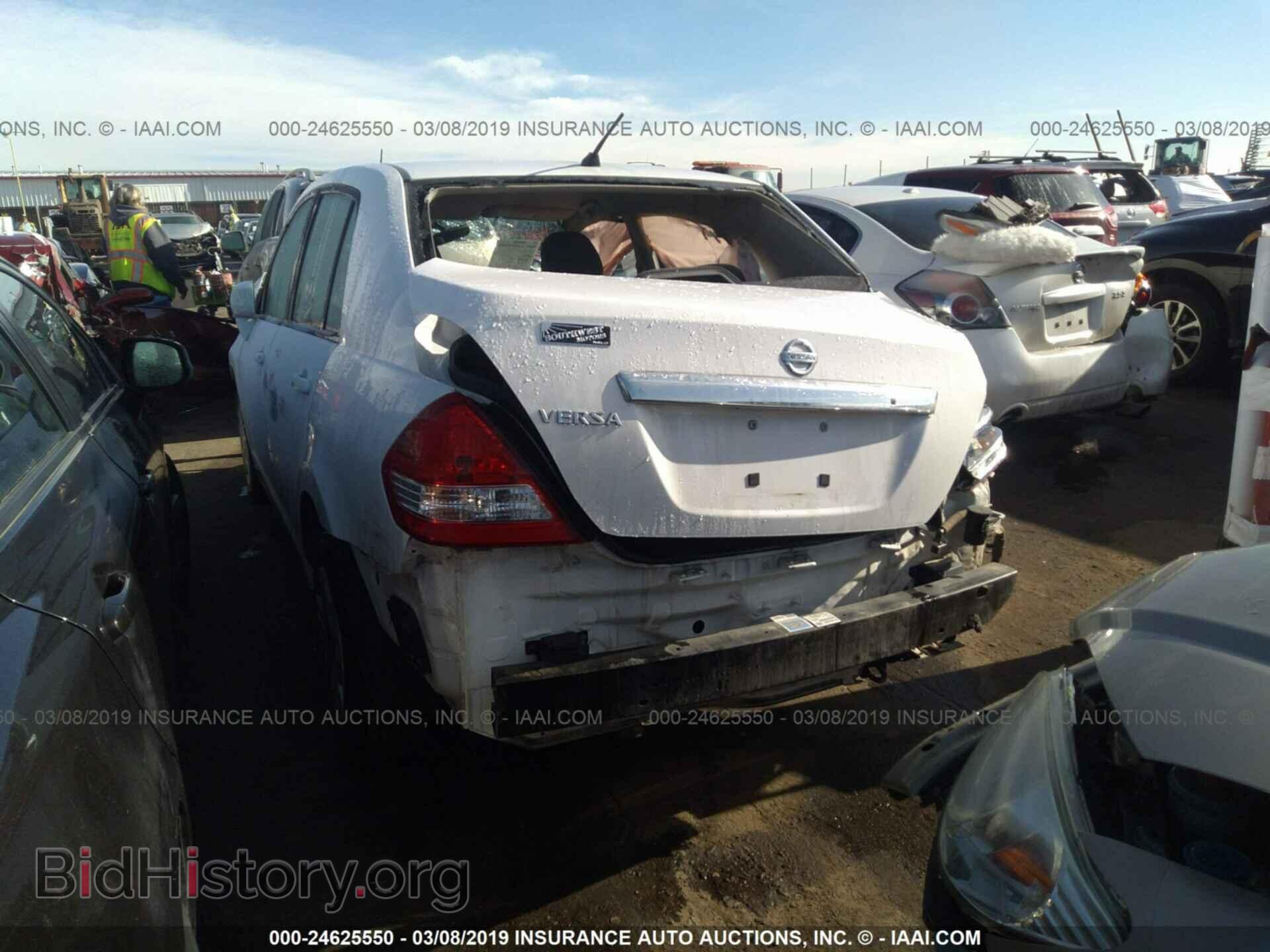 2011 NISSAN VERSA - VIN: 3N1BC1AP4BL421634 - Фото 3