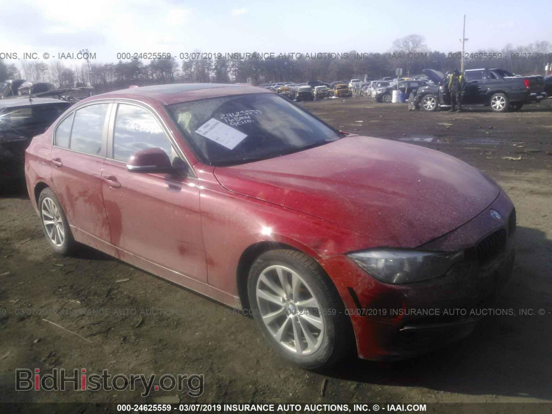 Photo WBA8E5G51GNT93939 - BMW 320 2016