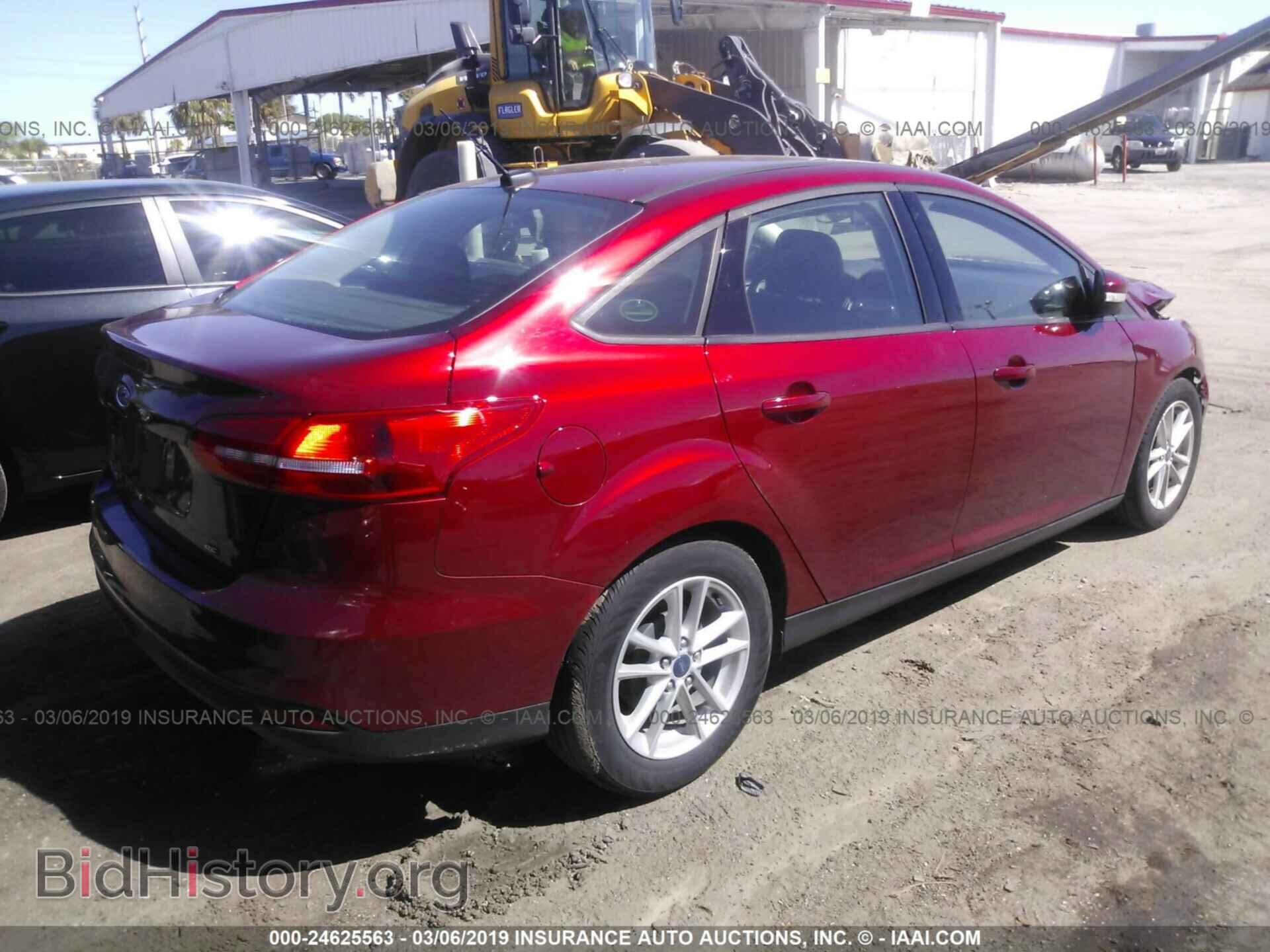 2017 FORD FOCUS - VIN: 1FADP3F29HL241997 - Photo 4