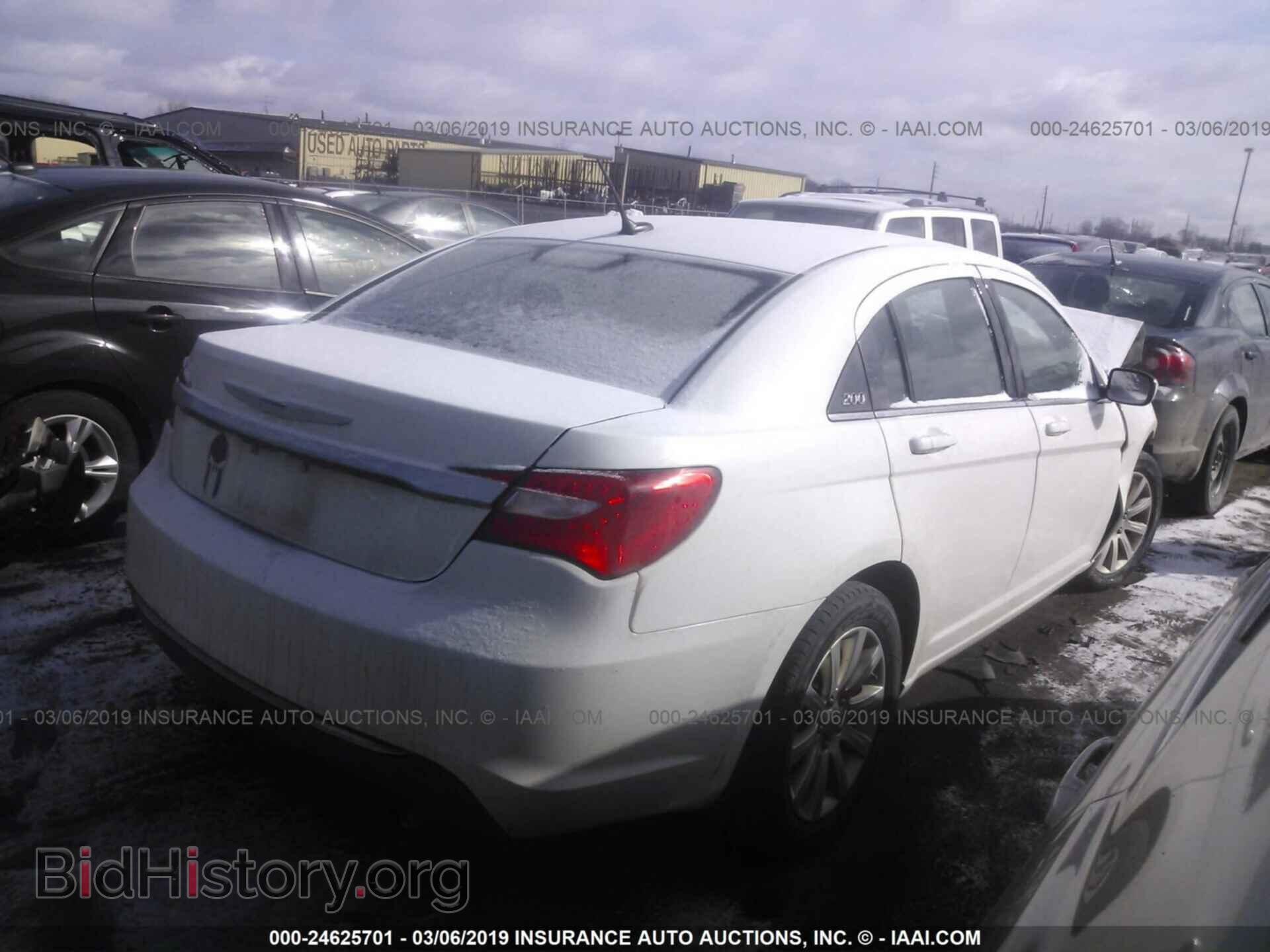 2013 CHRYSLER 200 - VIN: 1C3CCBBB9DN546548 - Photo 4