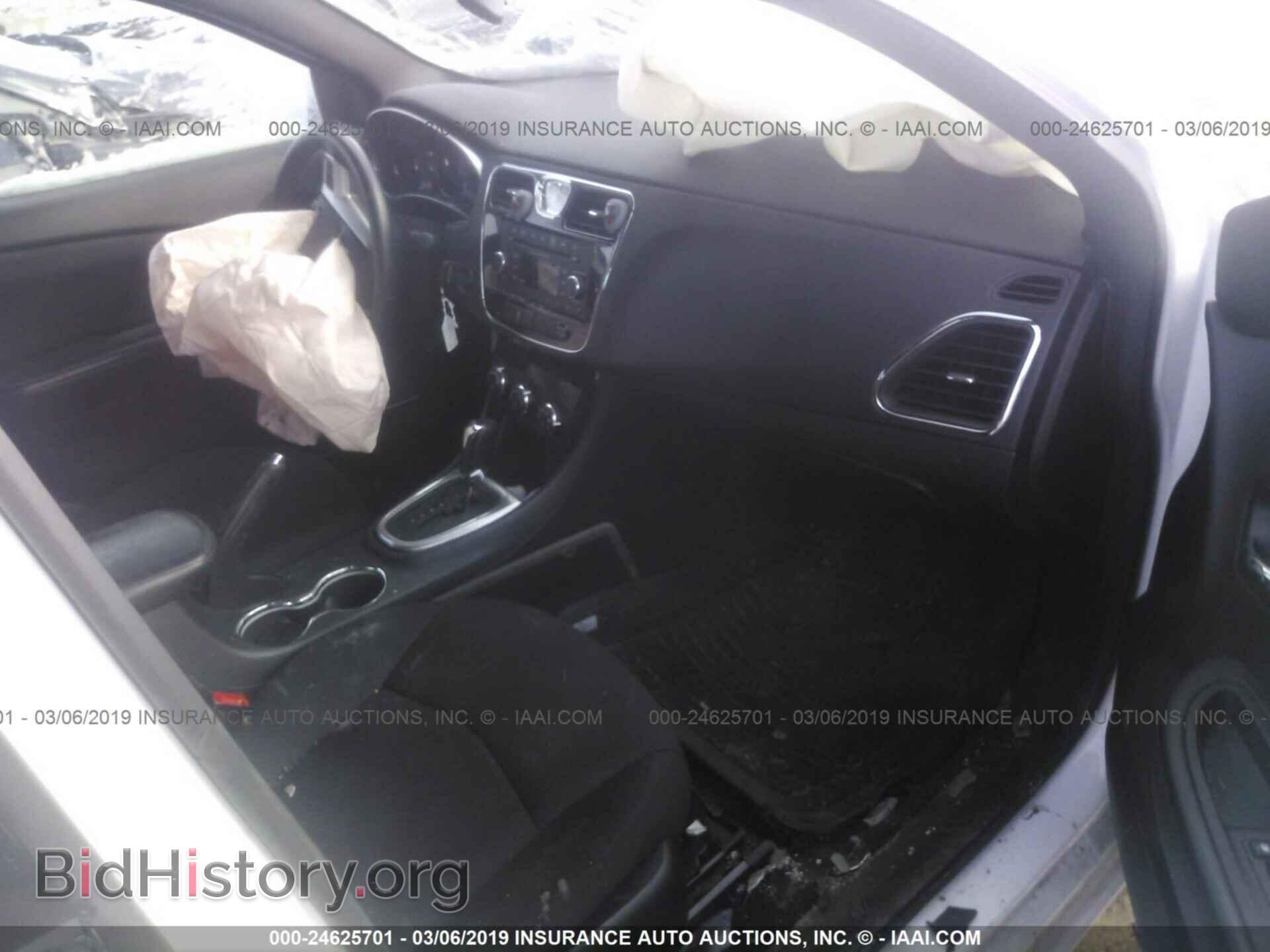 2013 CHRYSLER 200 - VIN: 1C3CCBBB9DN546548 - Photo 5