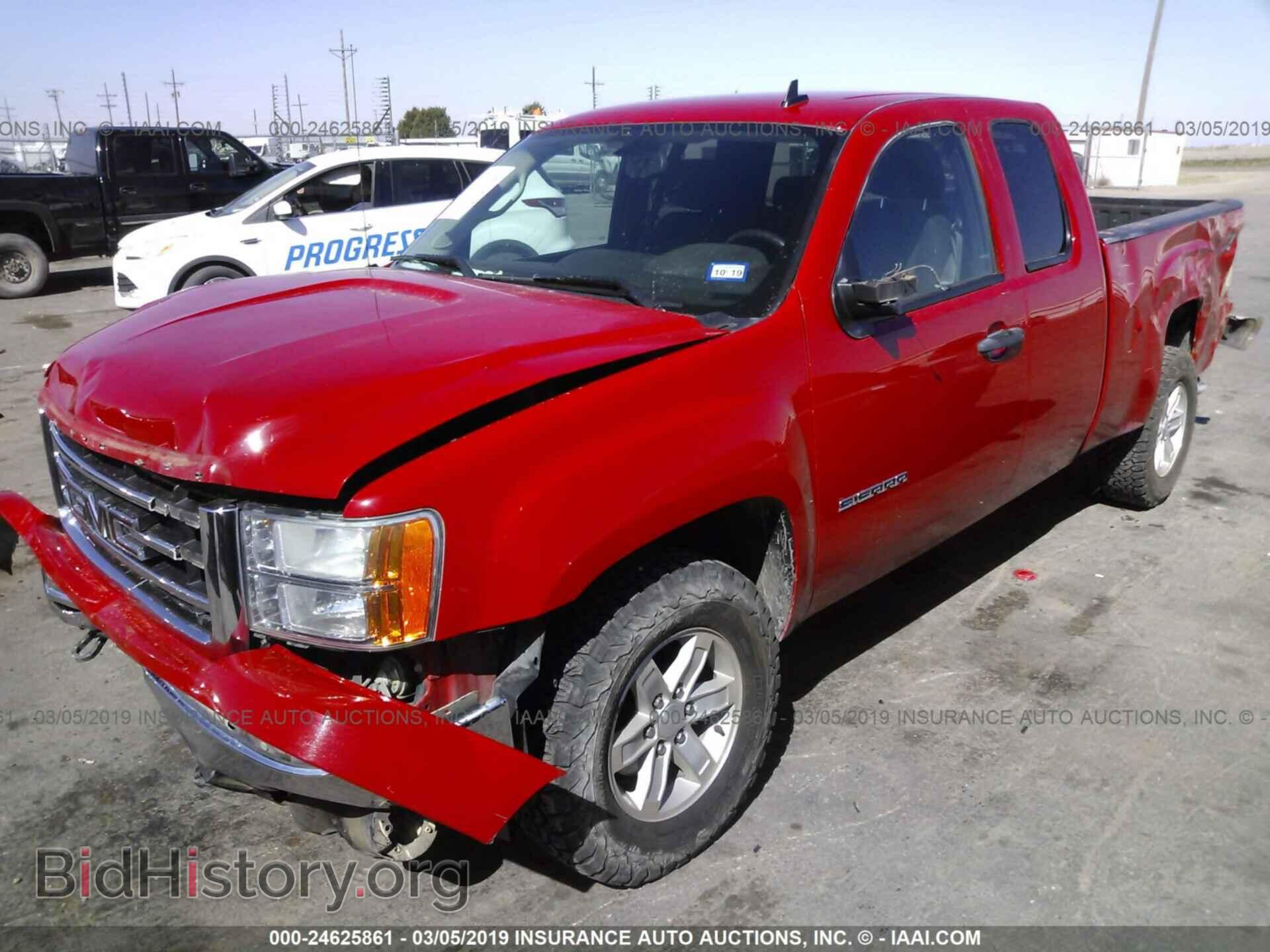 2013 GMC SIERRA - VIN: 1GTR2VE70DZ152849 - Фото 2