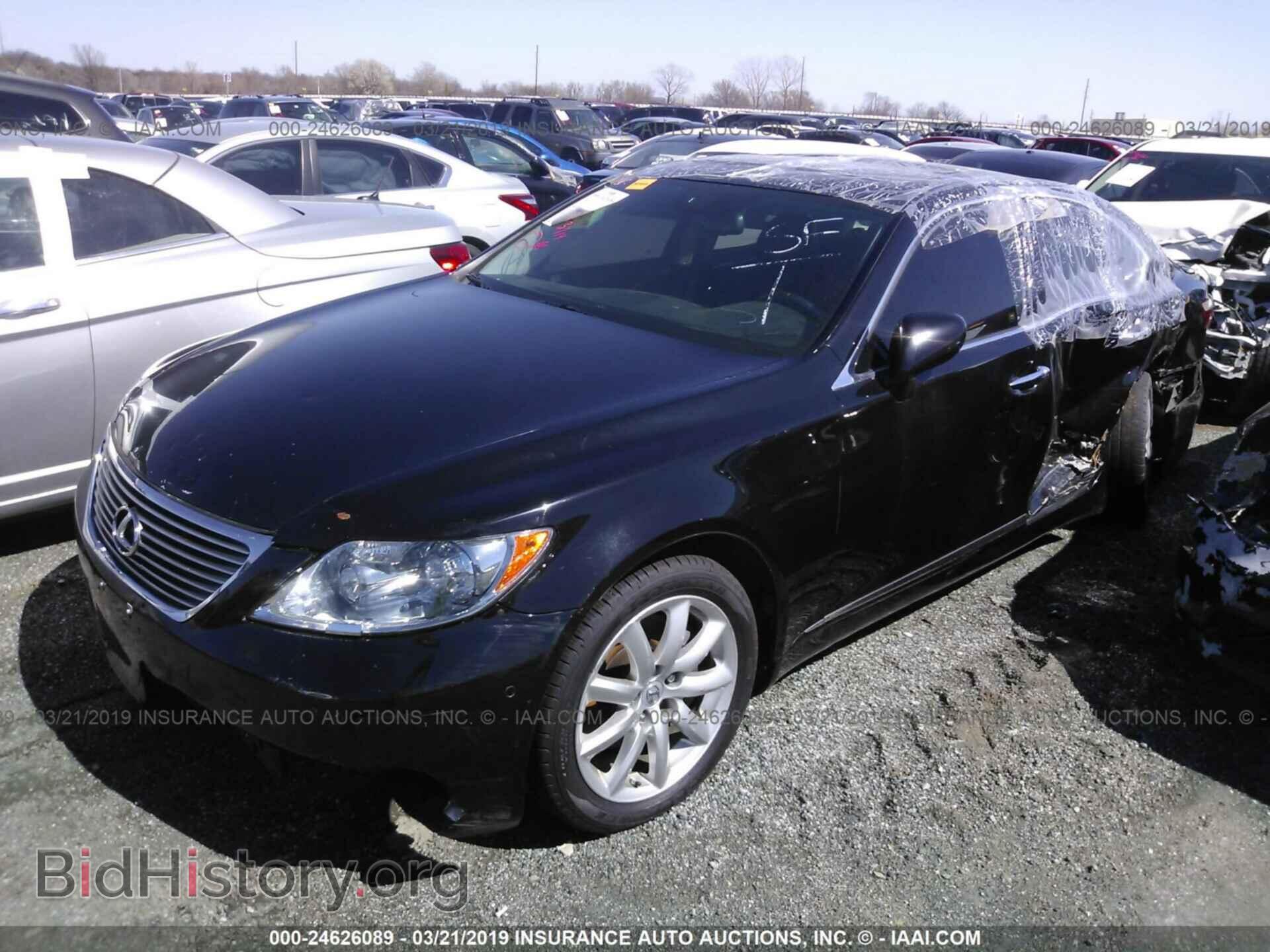 2007 LEXUS LS - VIN: JTHBL46F875044956 - Фото 2