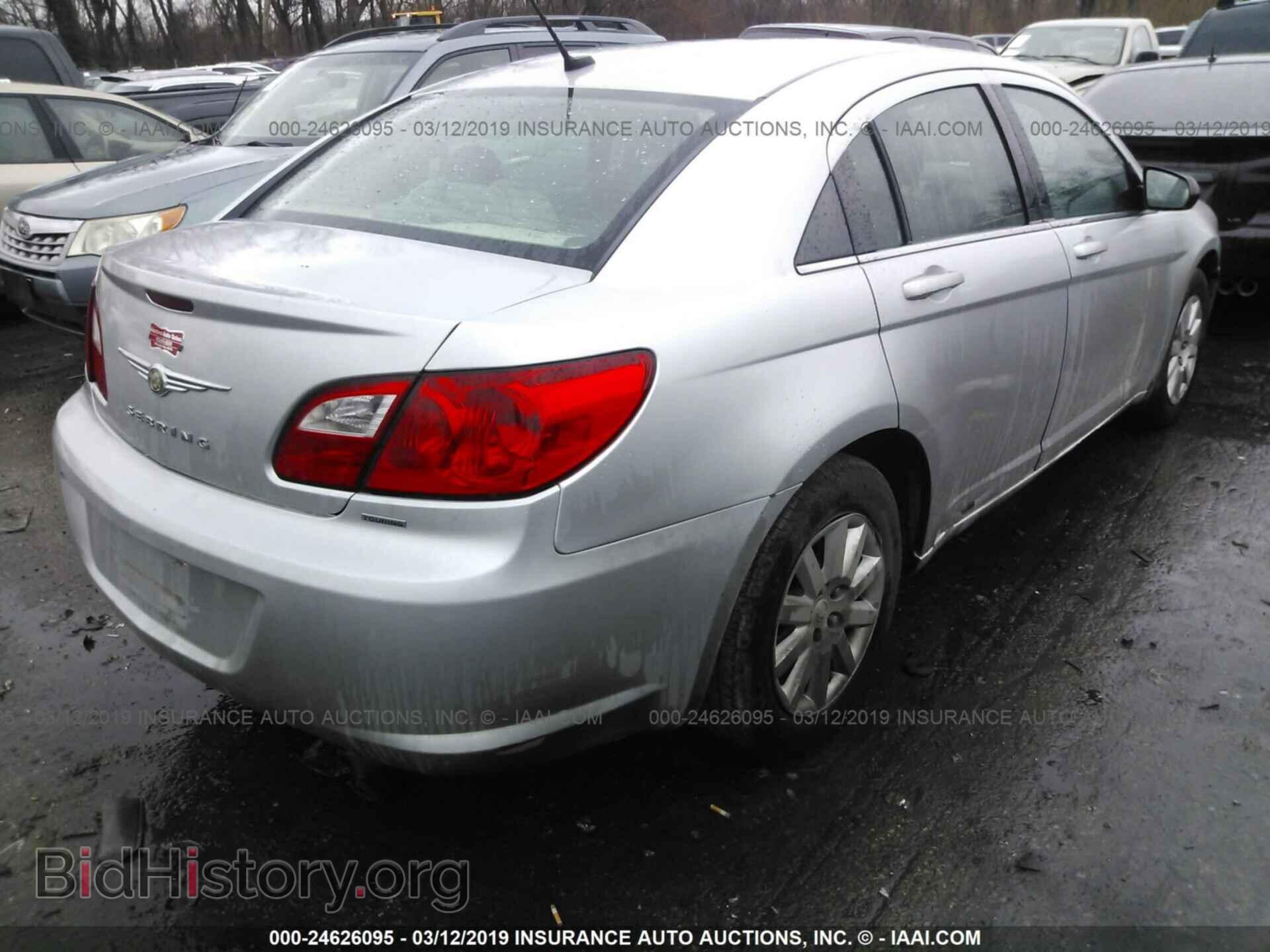 2010 CHRYSLER SEBRING - VIN: 1C3CC4FB5AN199933 - Фото 4