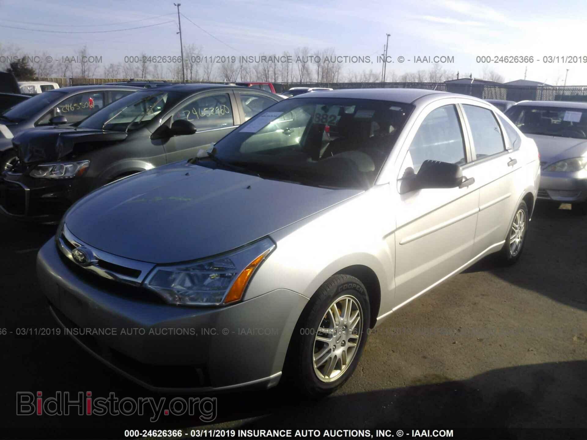 2011 FORD FOCUS - VIN: 1FAHP3FN3BW111120 - Фото 2