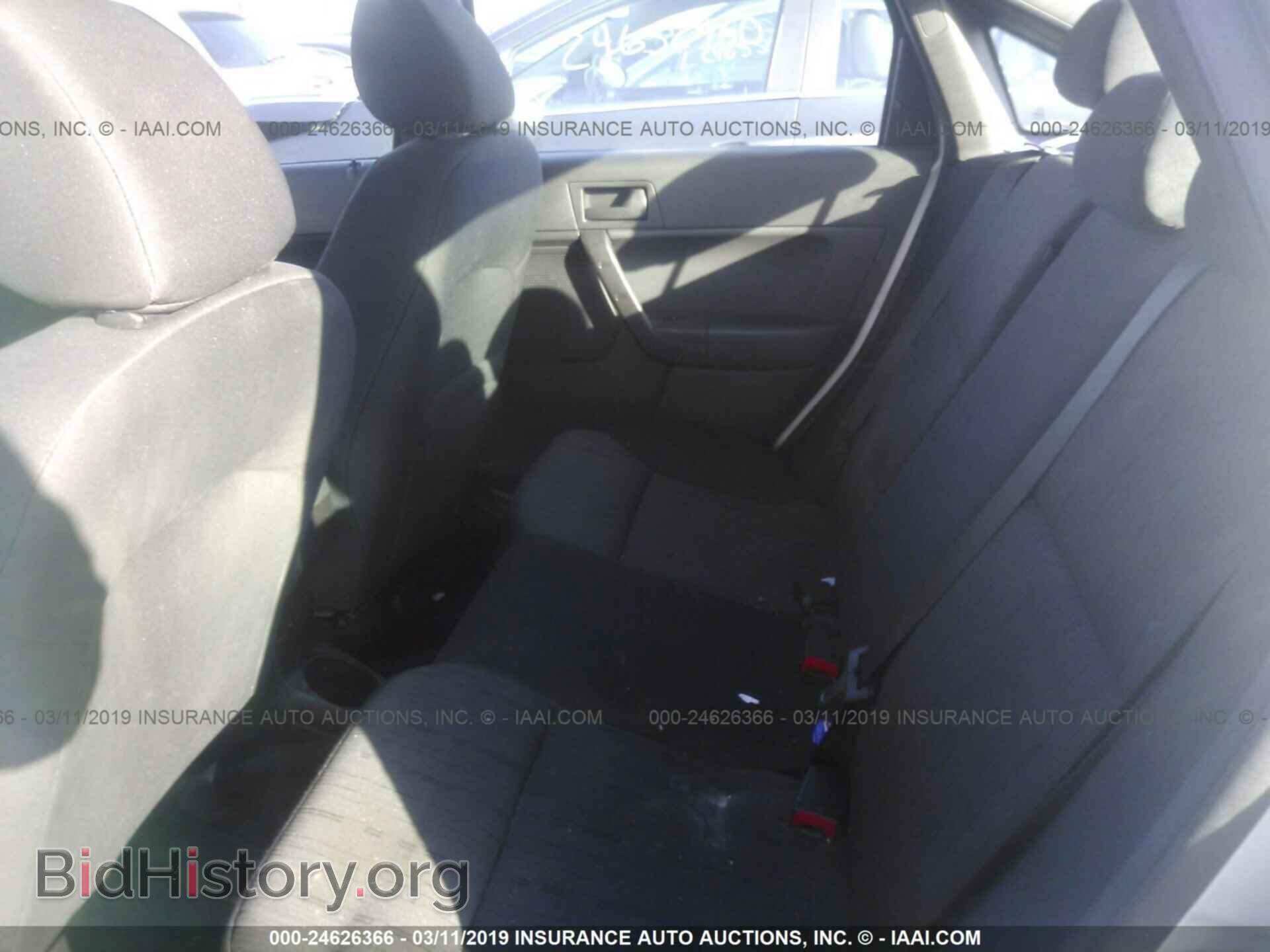 2011 FORD FOCUS - VIN: 1FAHP3FN3BW111120 - Фото 8