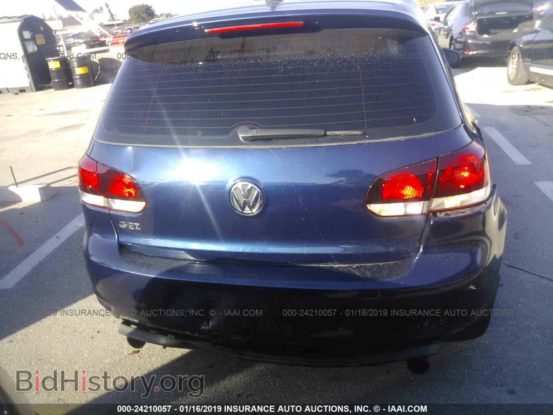 2016 CHRYSLER 300C - VIN: 2C3CCAKG0GH198500 - Фото 6