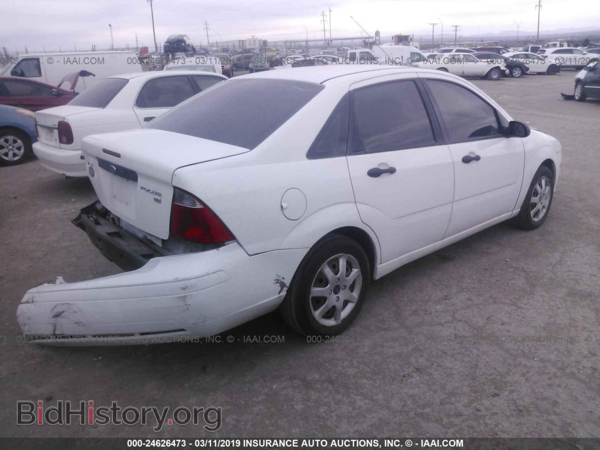 2005 FORD FOCUS - VIN: 1FAFP34N55W281879 - Фото 4