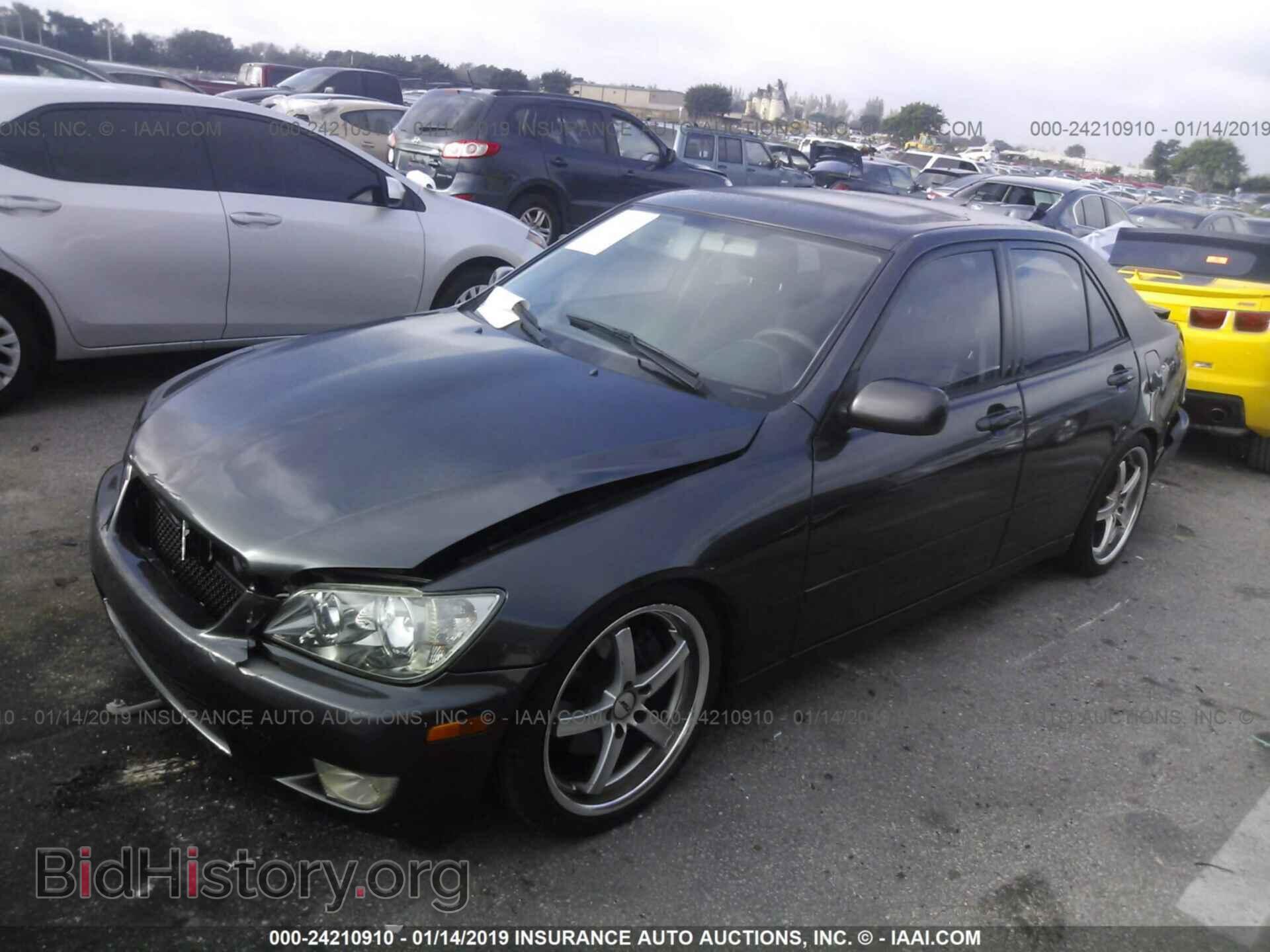 2001 LEXUS IS - VIN: JTHBD182410021748 - Фото 2