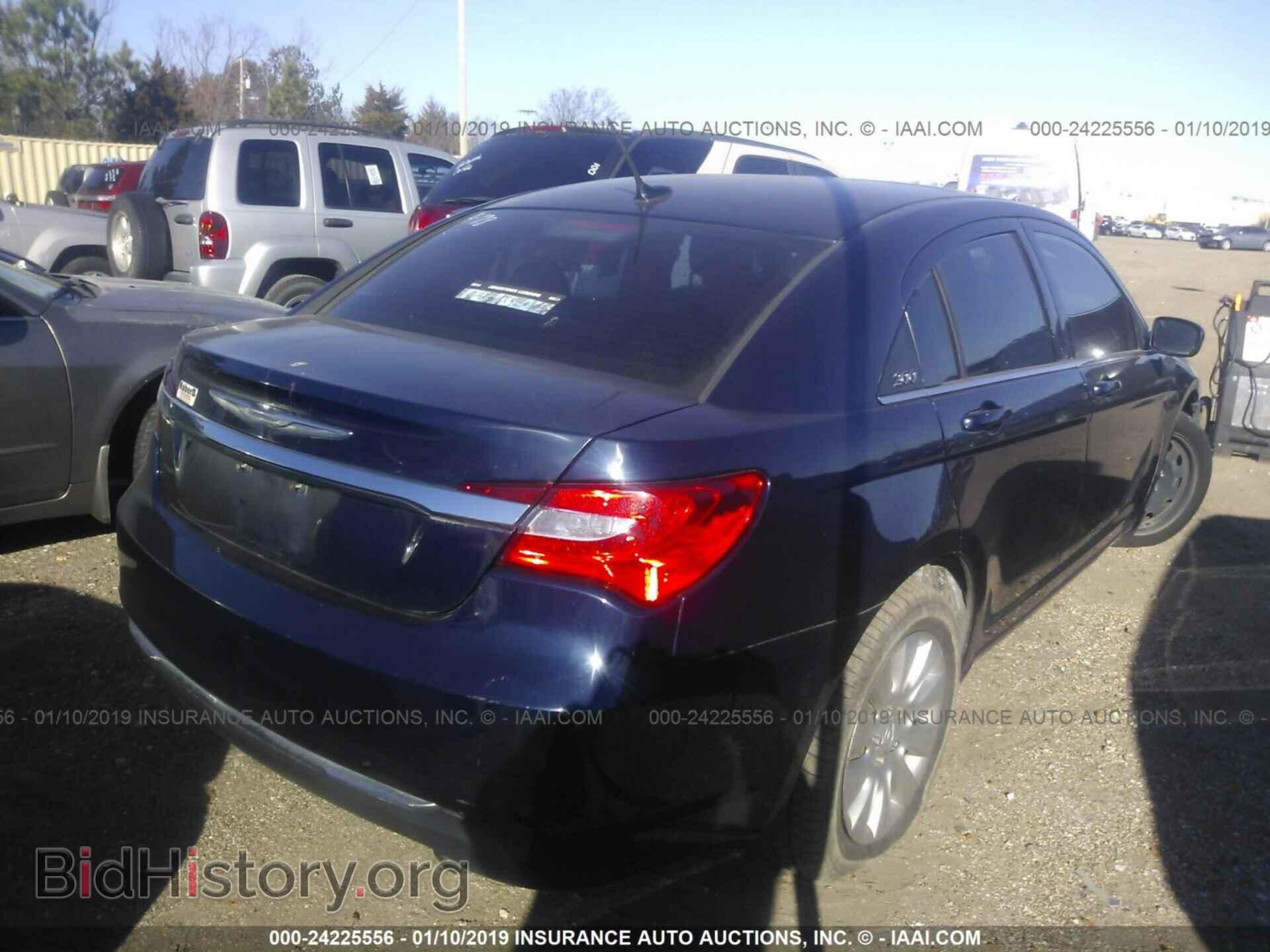 2014 CHRYSLER 200 - VIN: 1C3CCBAB5EN210544 - Photo 4