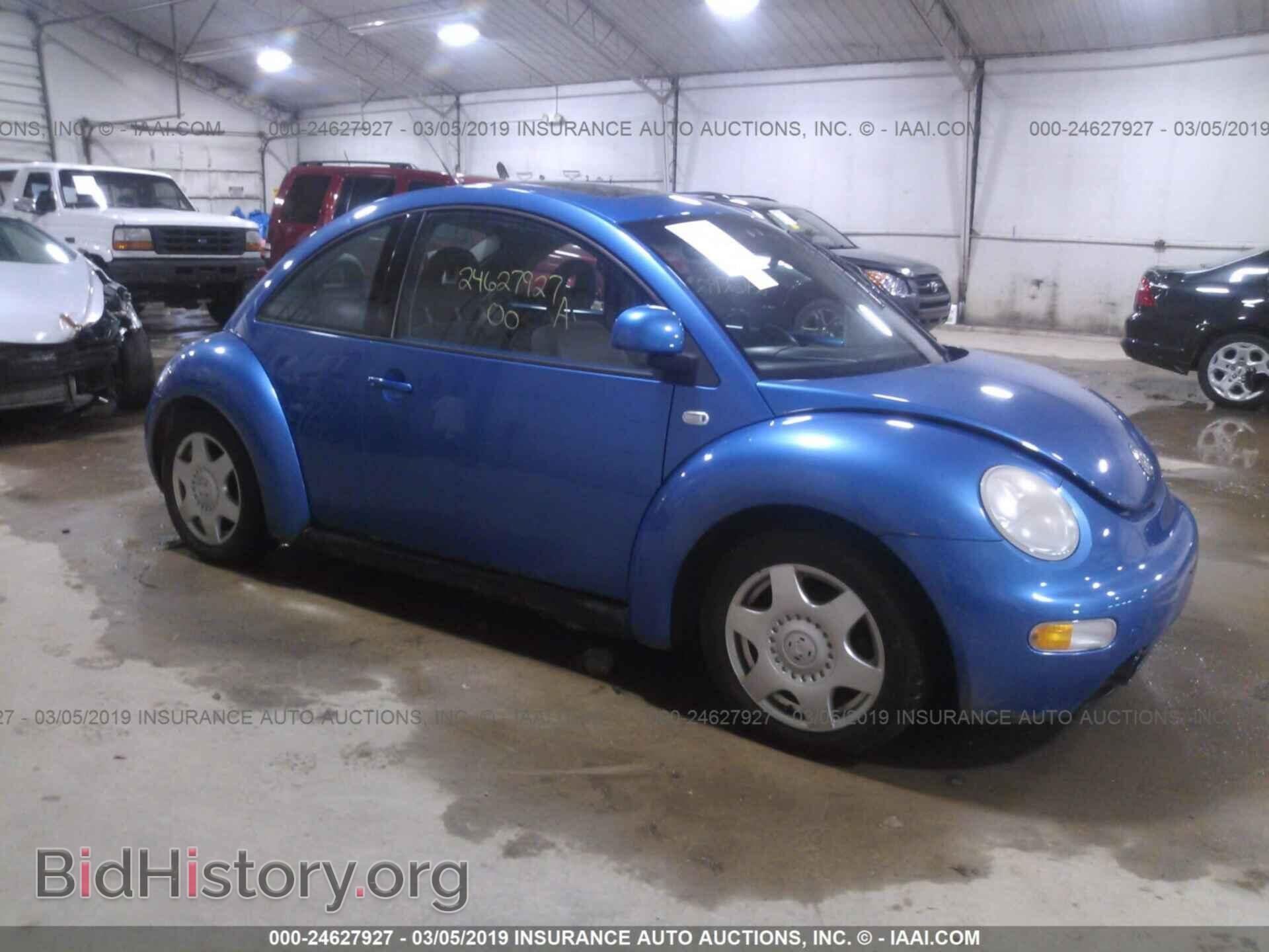Photo 3VWCC21C2YM438100 - VOLKSWAGEN NEW BEETLE 2000