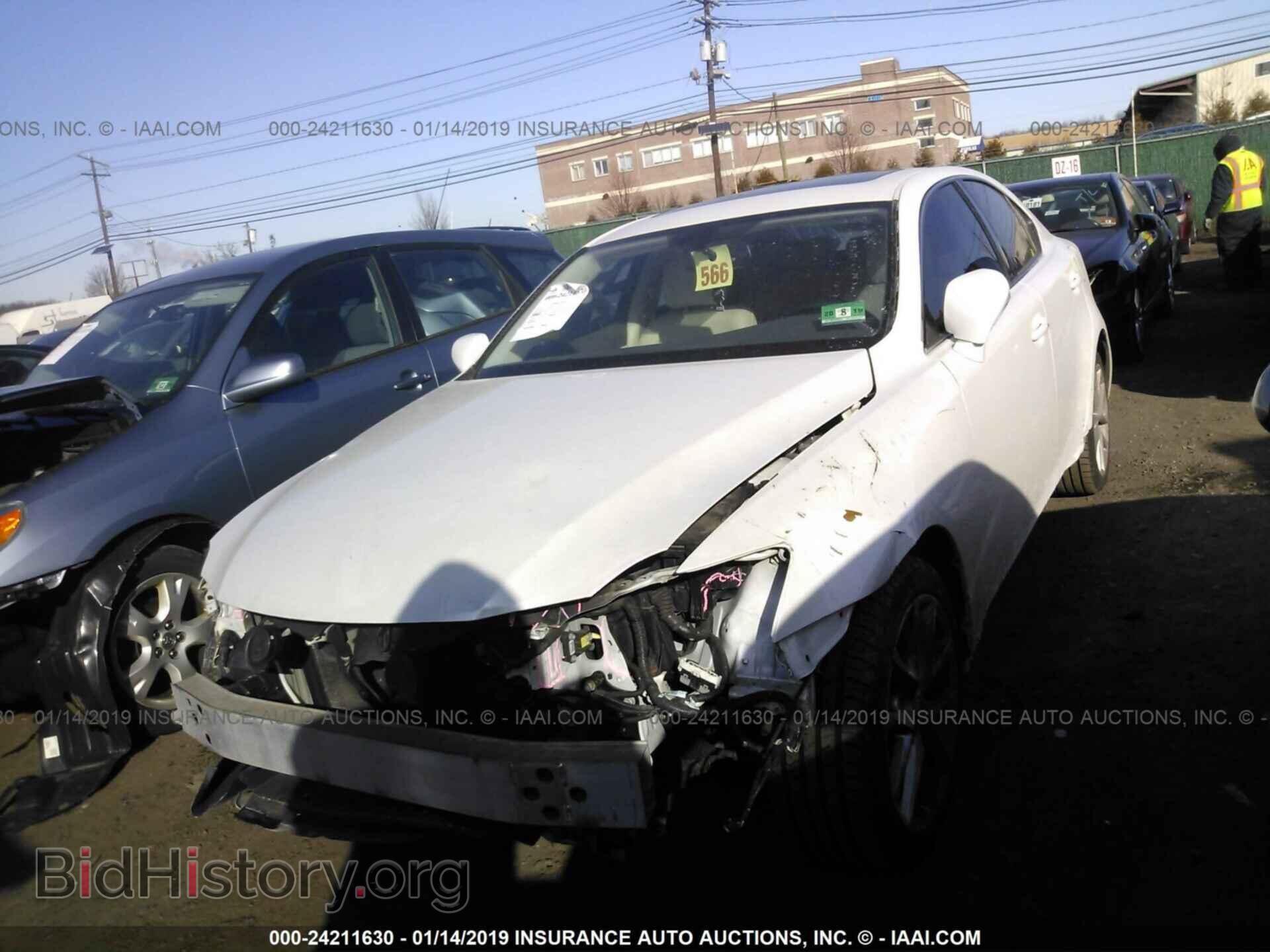 2012 LEXUS IS - VIN: JTHCF5C25C5059315 - Photo 2