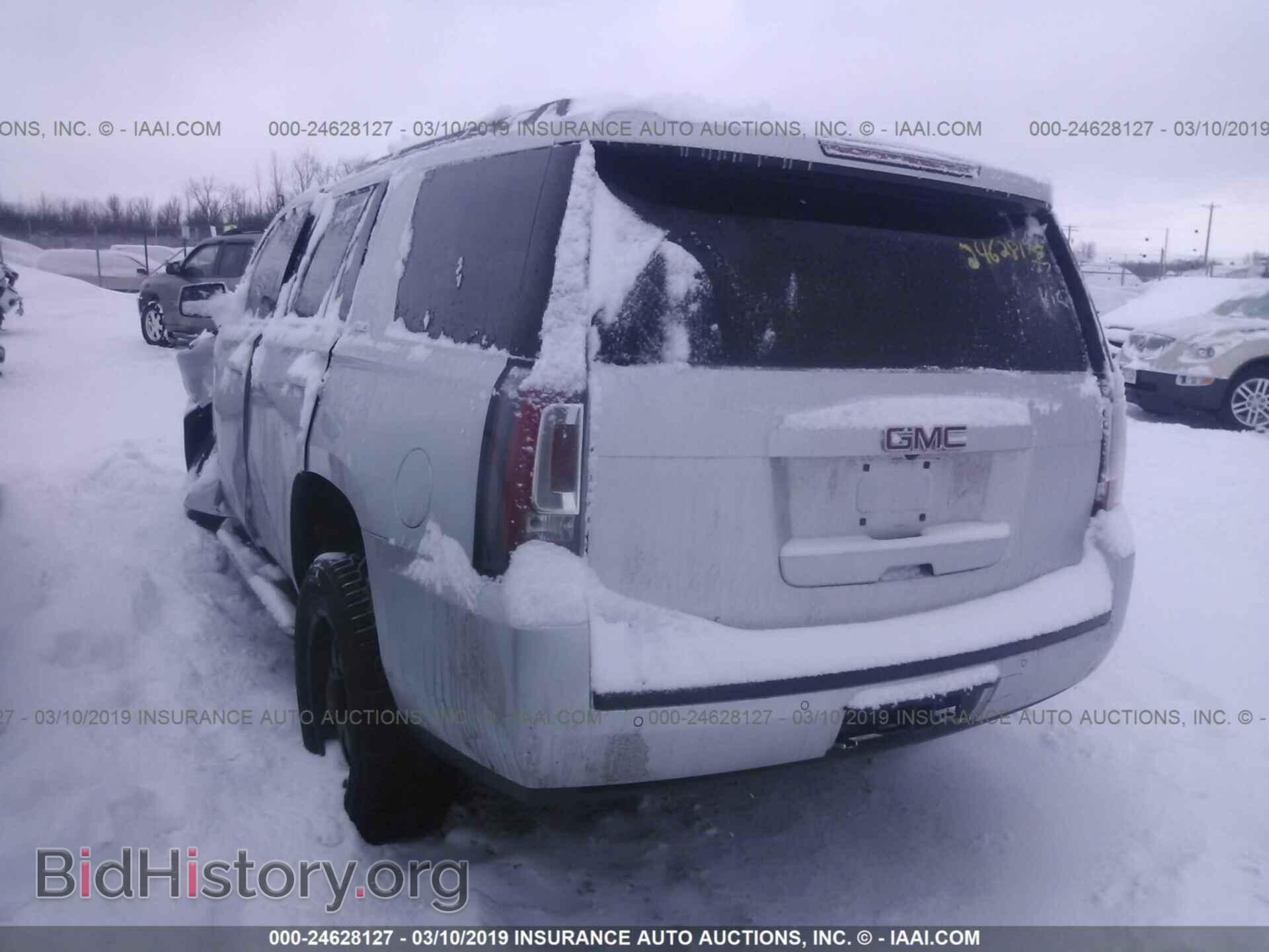 2015 GMC YUKON - VIN: 1GKS2AKC8FR144095 - Фото 3
