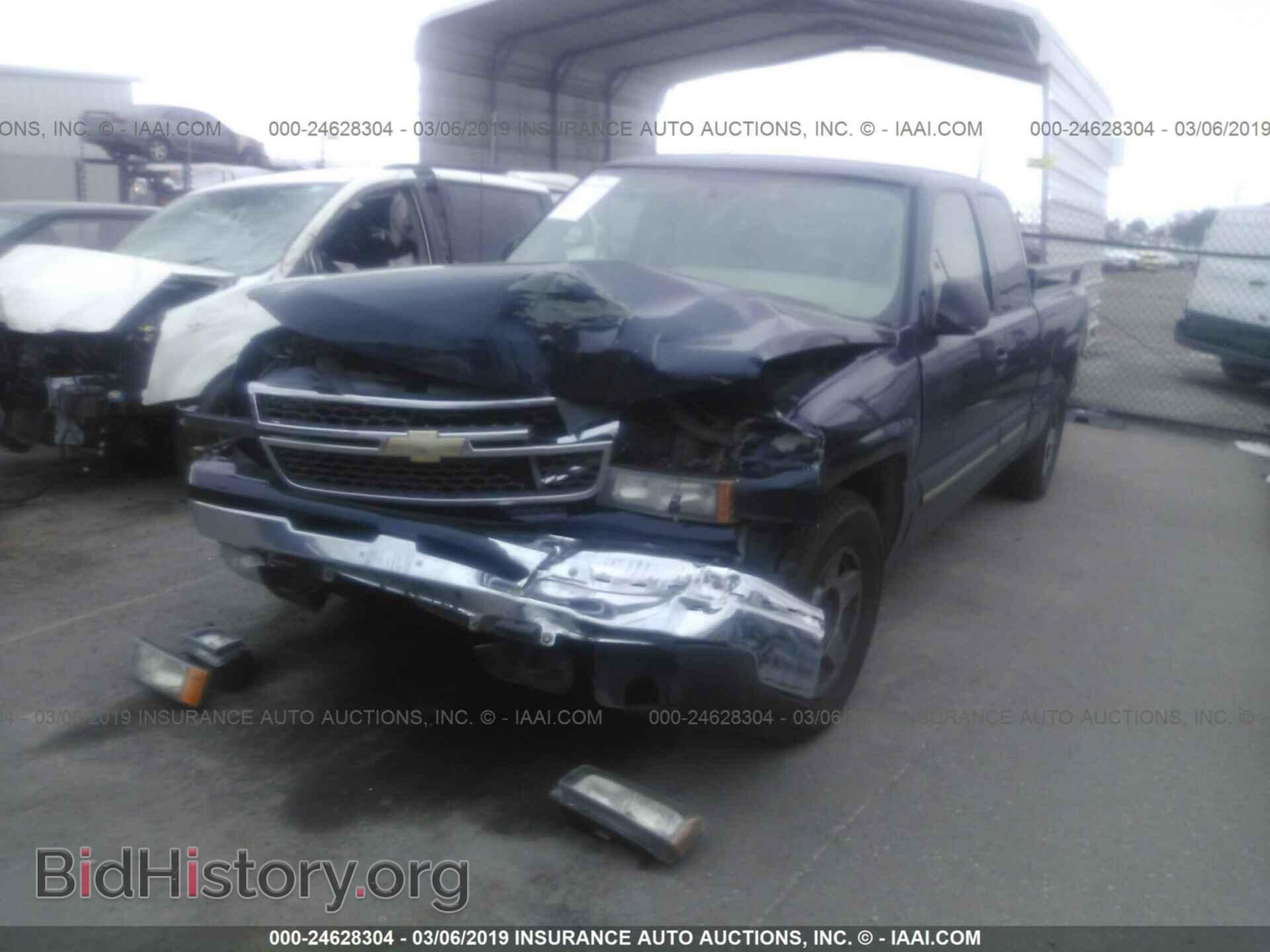 2006 CHEVROLET SILVERADO - VIN: 1GCEC19V76Z142688 - Photo 2