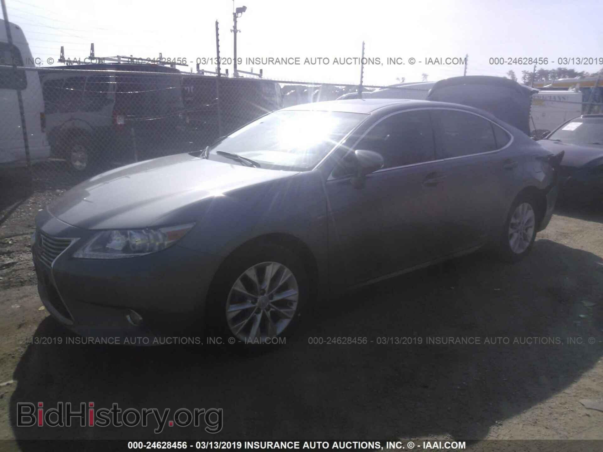 2013 LEXUS ES - VIN: JTHBW1GG9D2018070 - Photo 2