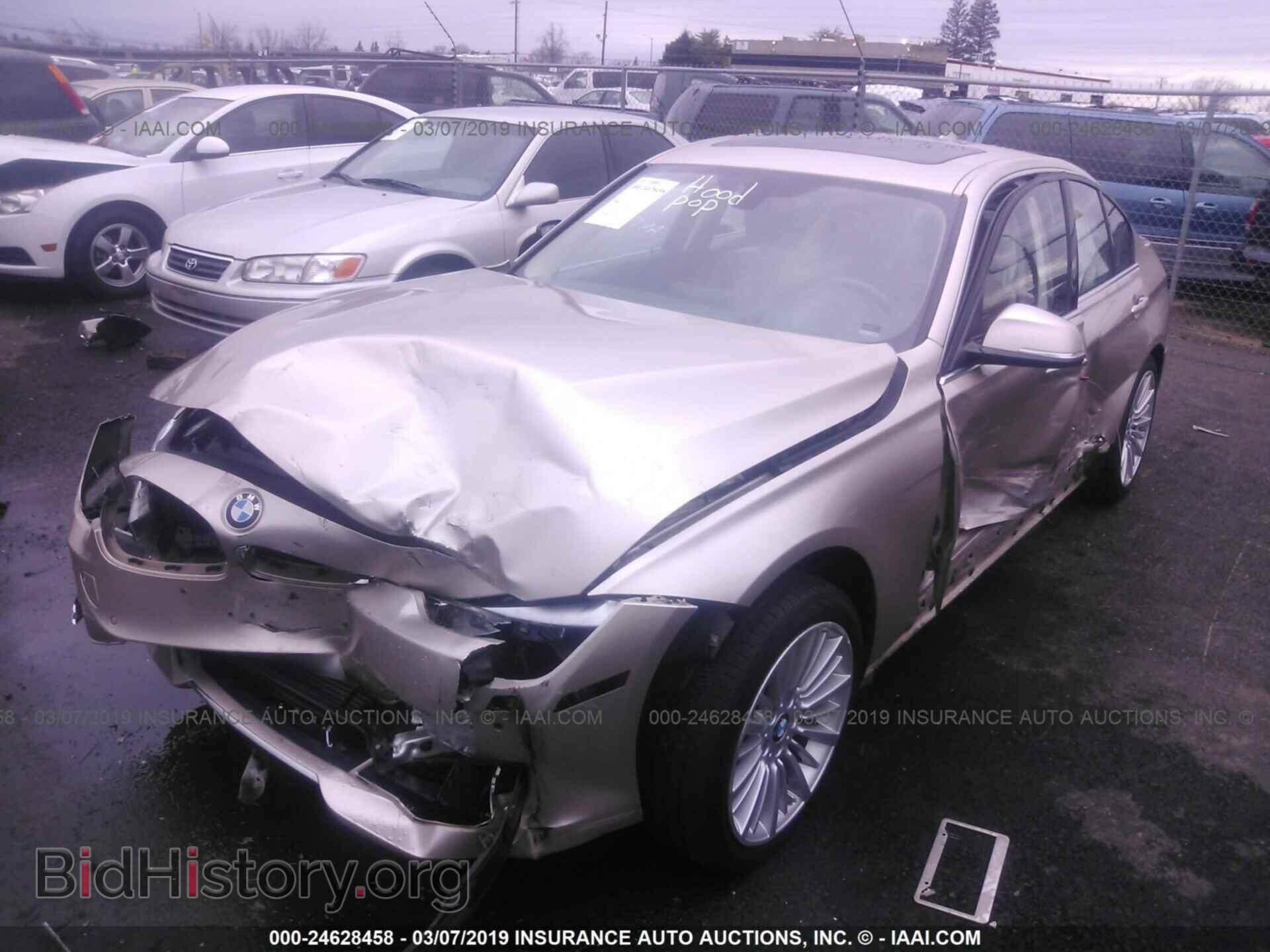 2013 BMW 328 - VIN: WBA3A5G51DNP26030 - Фото 2