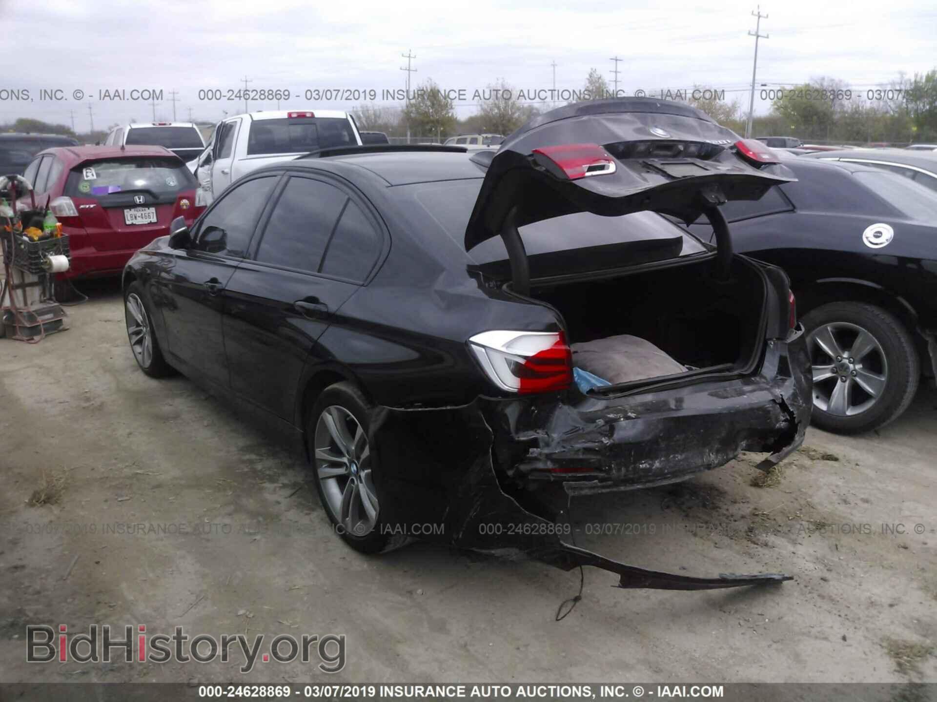 2016 BMW 328 - VIN: WBA8E9G55GNT87522 - Фото 3