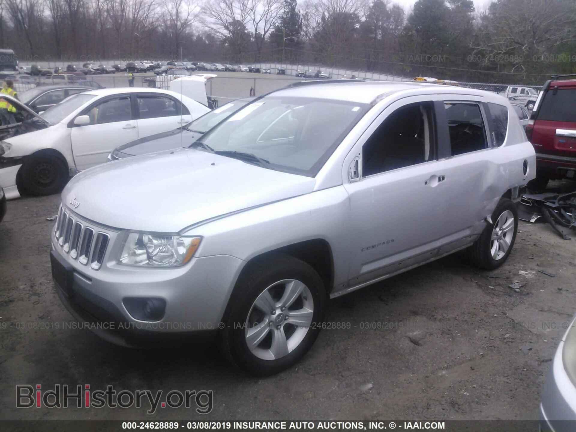2011 JEEP COMPASS - VIN: 1J4NF1FB0BD150117 - Фото 2