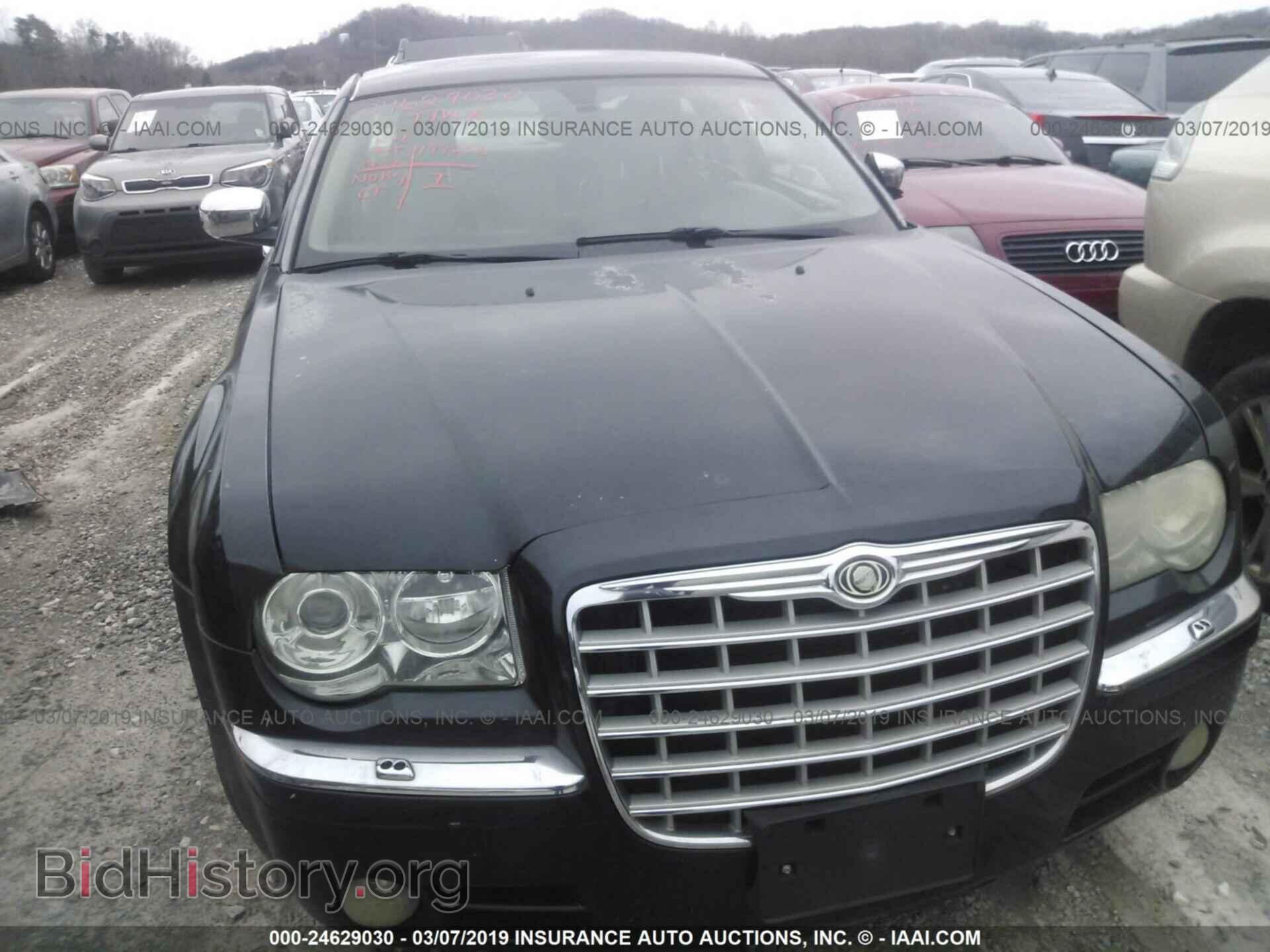 Фотография 2C3AA63H85H522002 - CHRYSLER 300C 2005