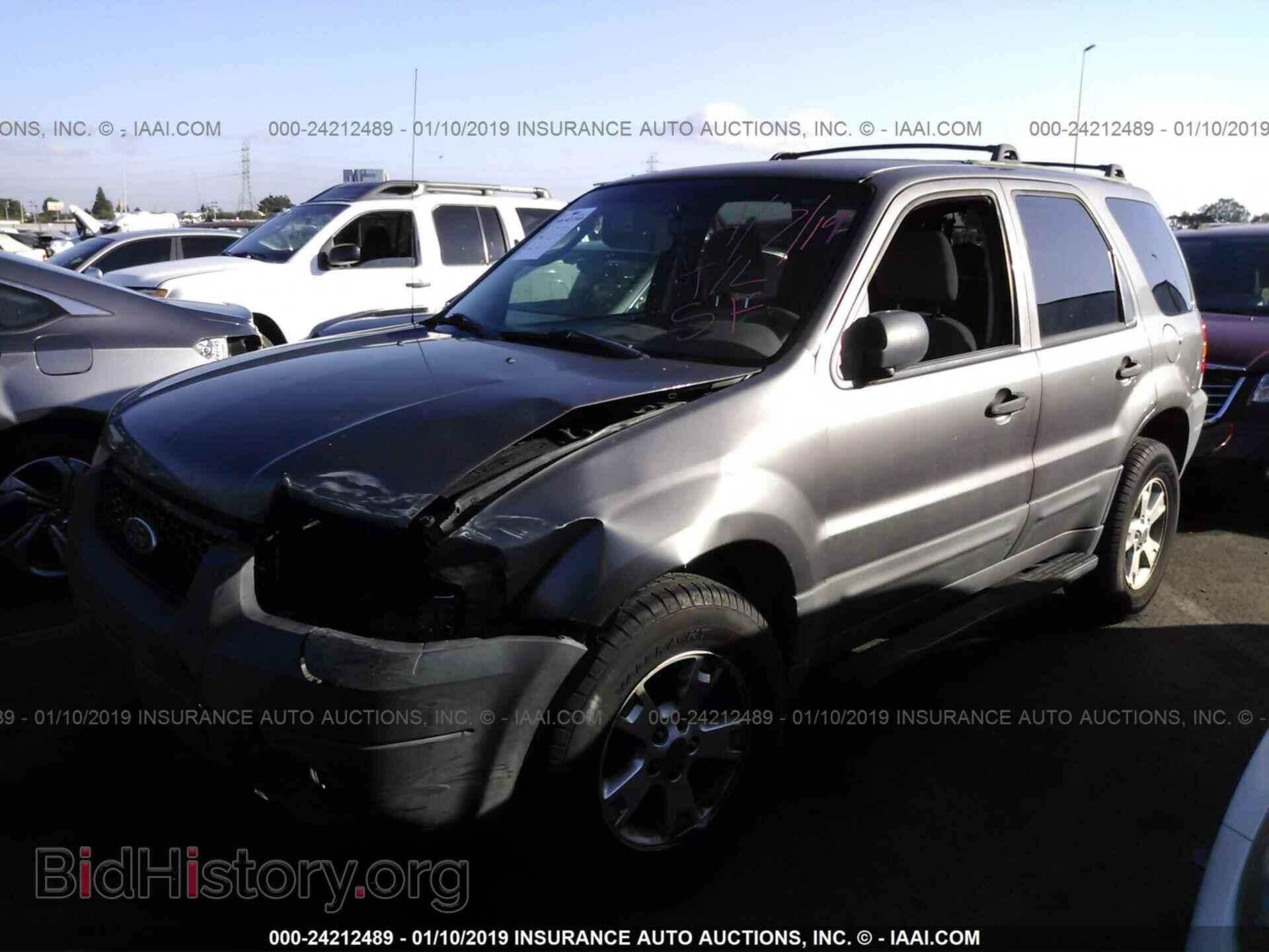 2005 FORD ESCAPE - VIN: 1FMYU03105KB20223 - Фото 2