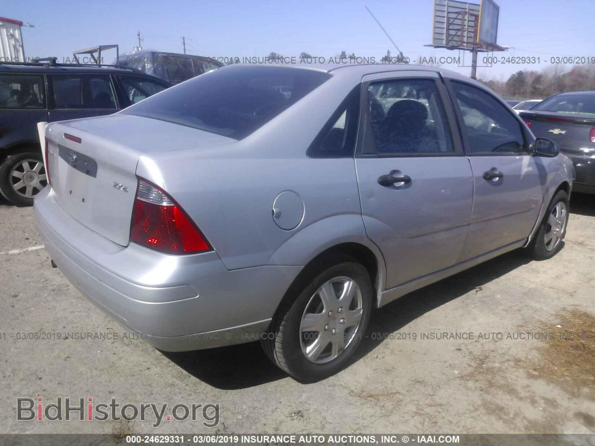 2005 FORD FOCUS - VIN: 1FAFP34N25W318130 - Фото 4