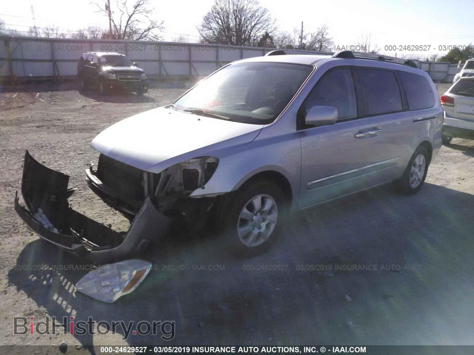 2007 HYUNDAI ENTOURAGE - VIN: KNDMC233476011035 - Фото 2