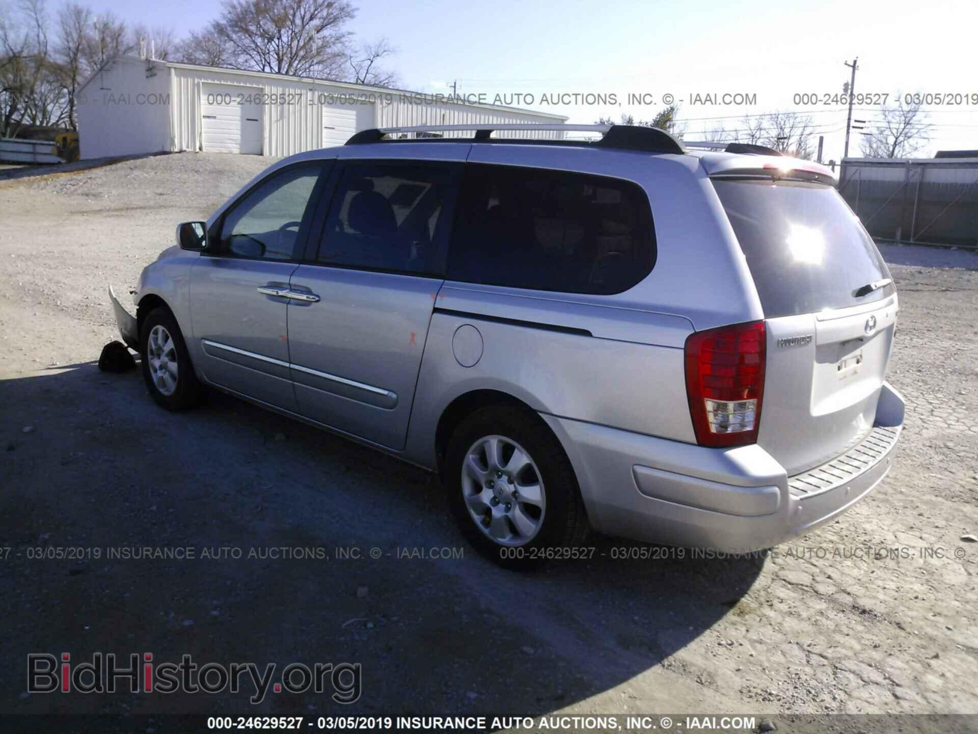 2007 HYUNDAI ENTOURAGE - VIN: KNDMC233476011035 - Фото 3