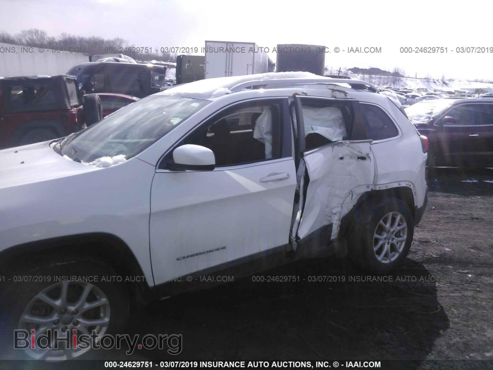 2017 JEEP CHEROKEE - VIN: 1C4PJMCB4HW655979 - Photo 6