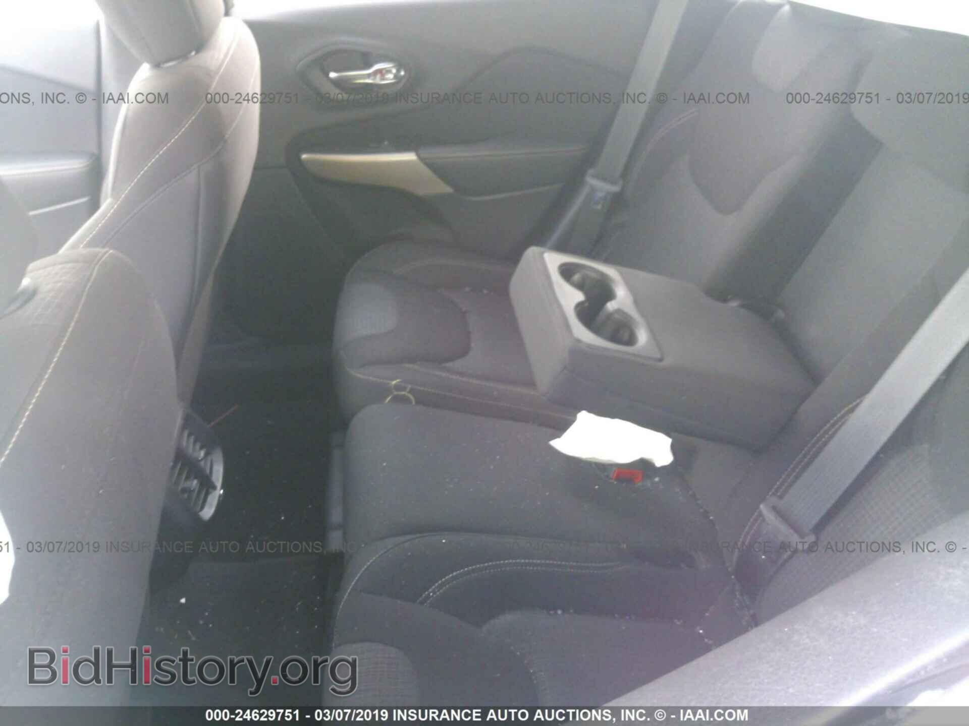 2017 JEEP CHEROKEE - VIN: 1C4PJMCB4HW655979 - Photo 8
