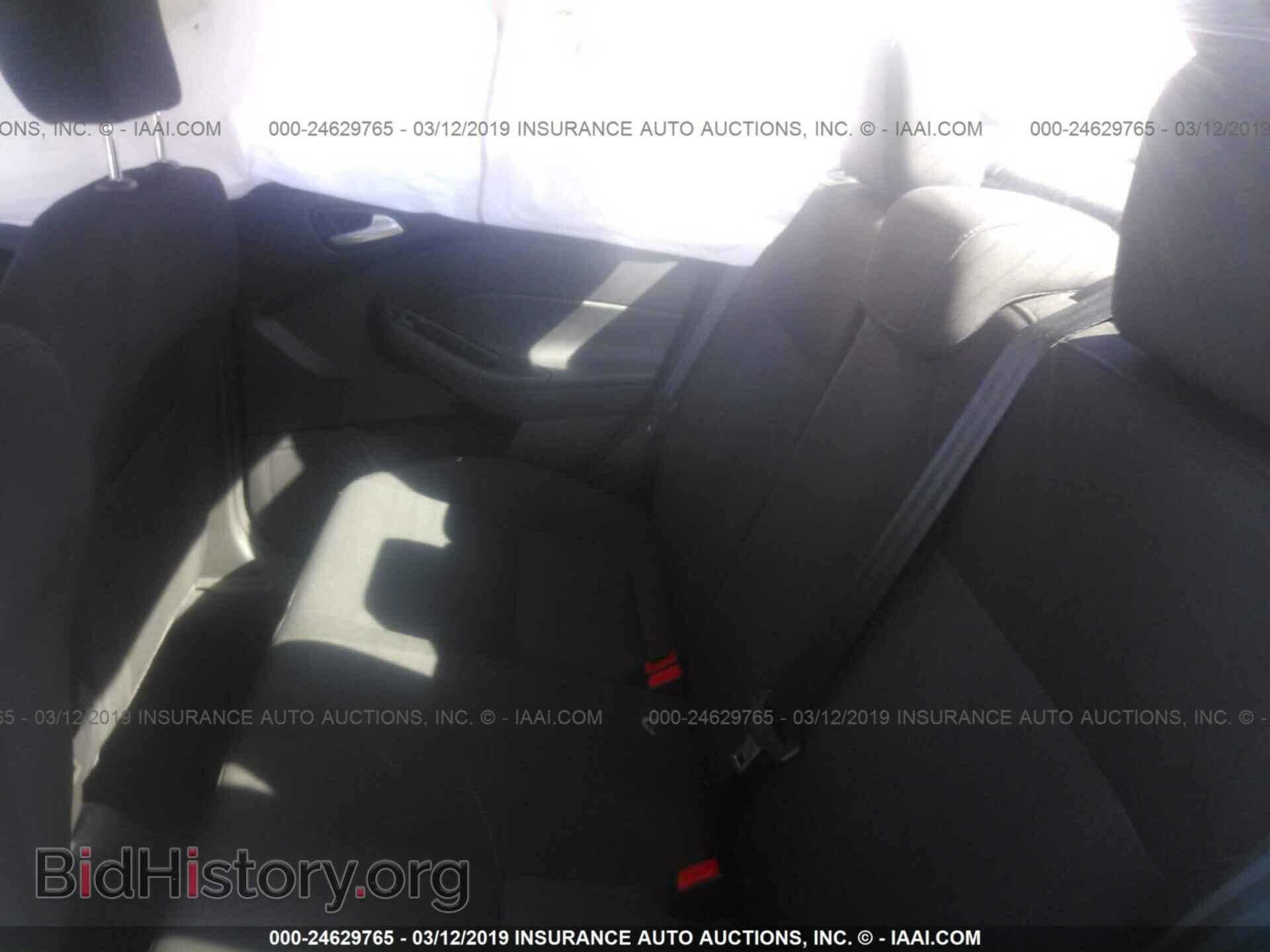 2016 FORD FOCUS - VIN: 1FADP3F28GL327770 - Фото 8