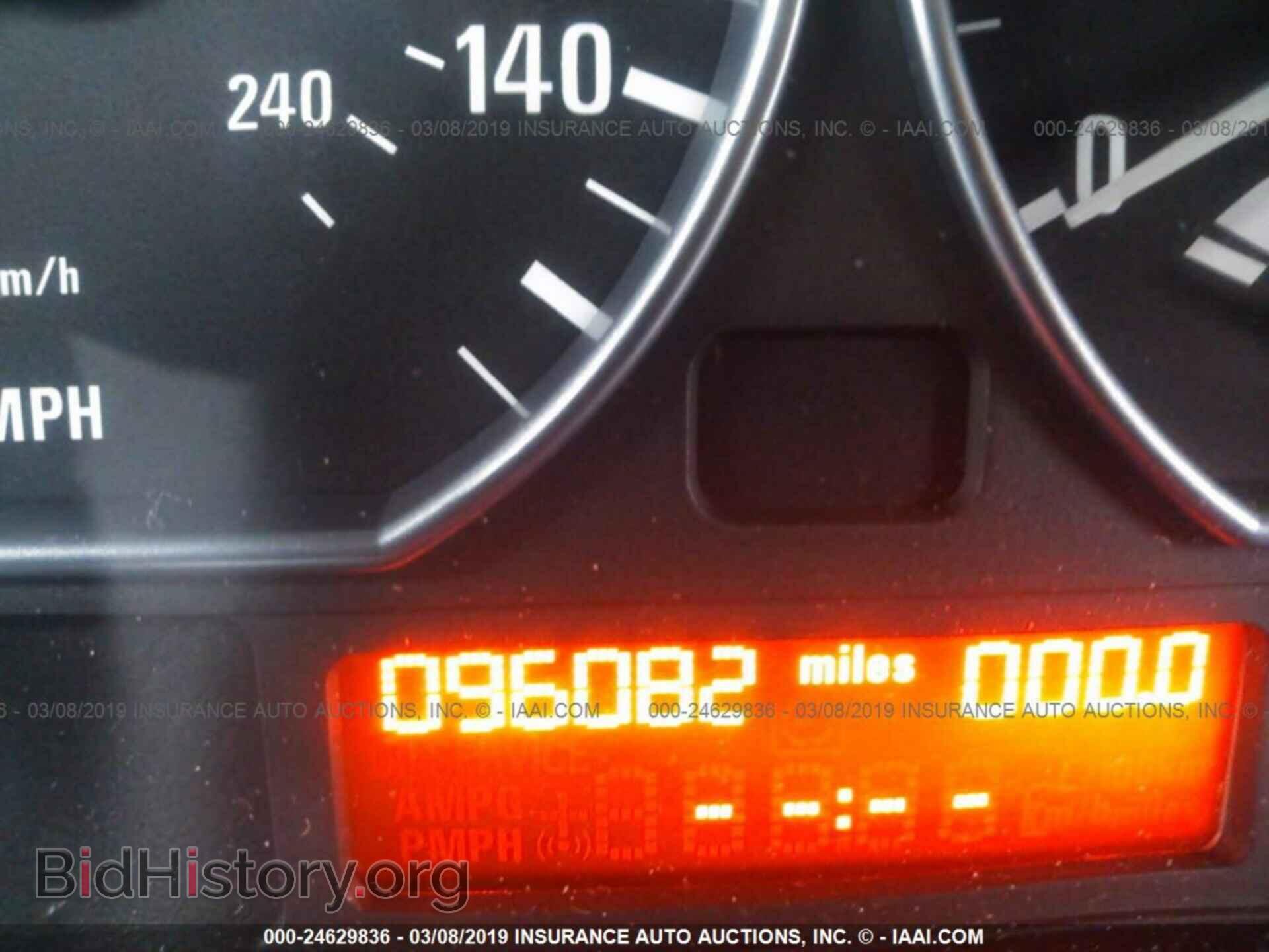 2005 BMW 330 - VIN: WBAEV53425KM41611 - Фото 7