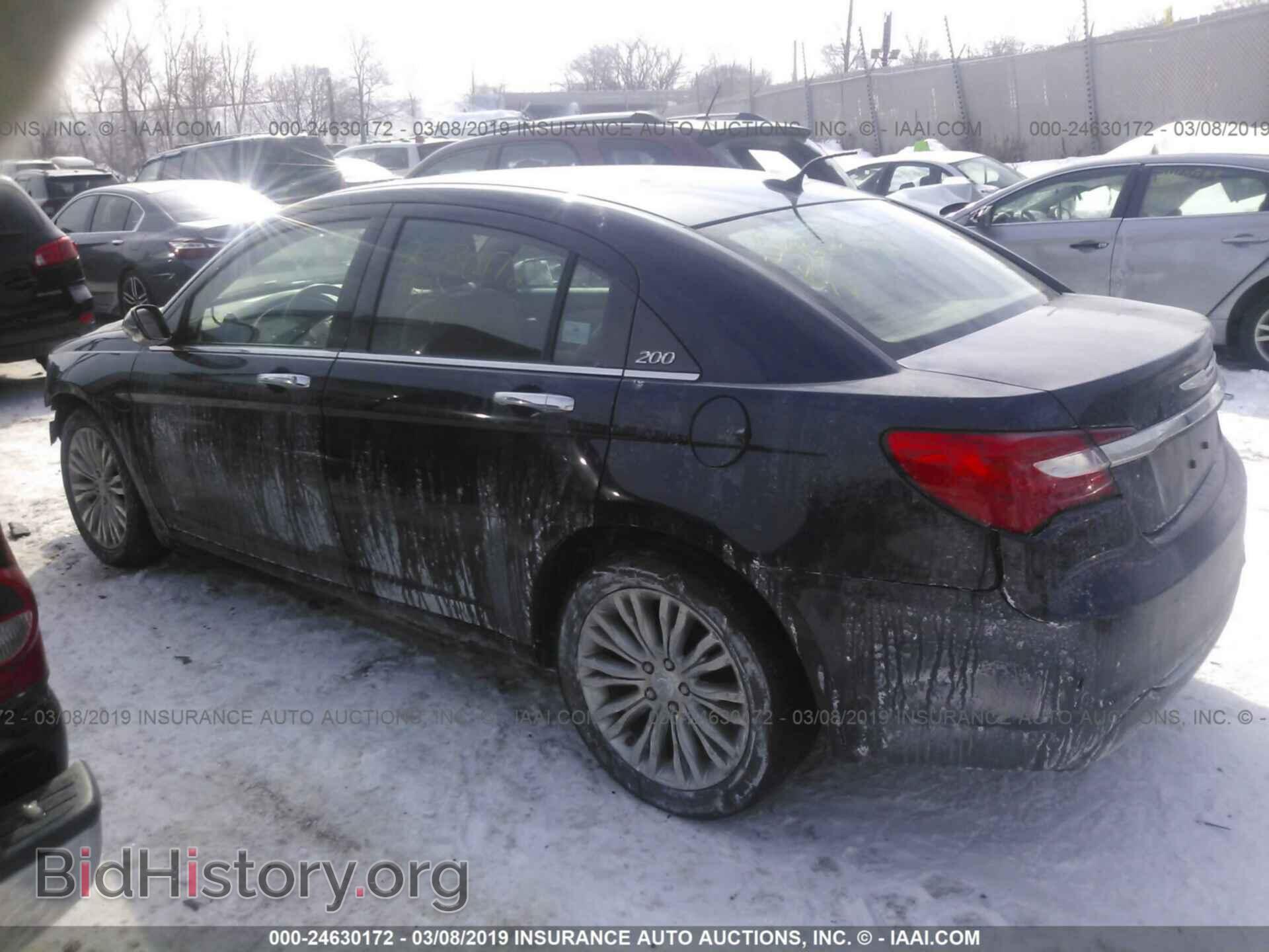 2012 CHRYSLER 200 - VIN: 1C3CCBCB1CN304172 - Фото 3