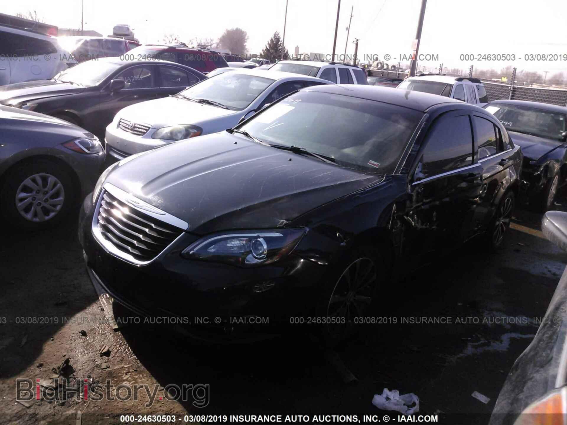 2012 CHRYSLER 200 - VIN: 1C3CCBBG7CN297807 - Фото 2