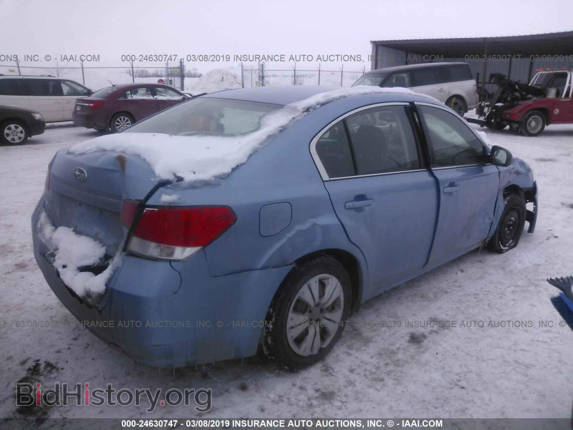 2011 SUBARU LEGACY - VIN: 4S3BMBA62B3221127 - Фото 4