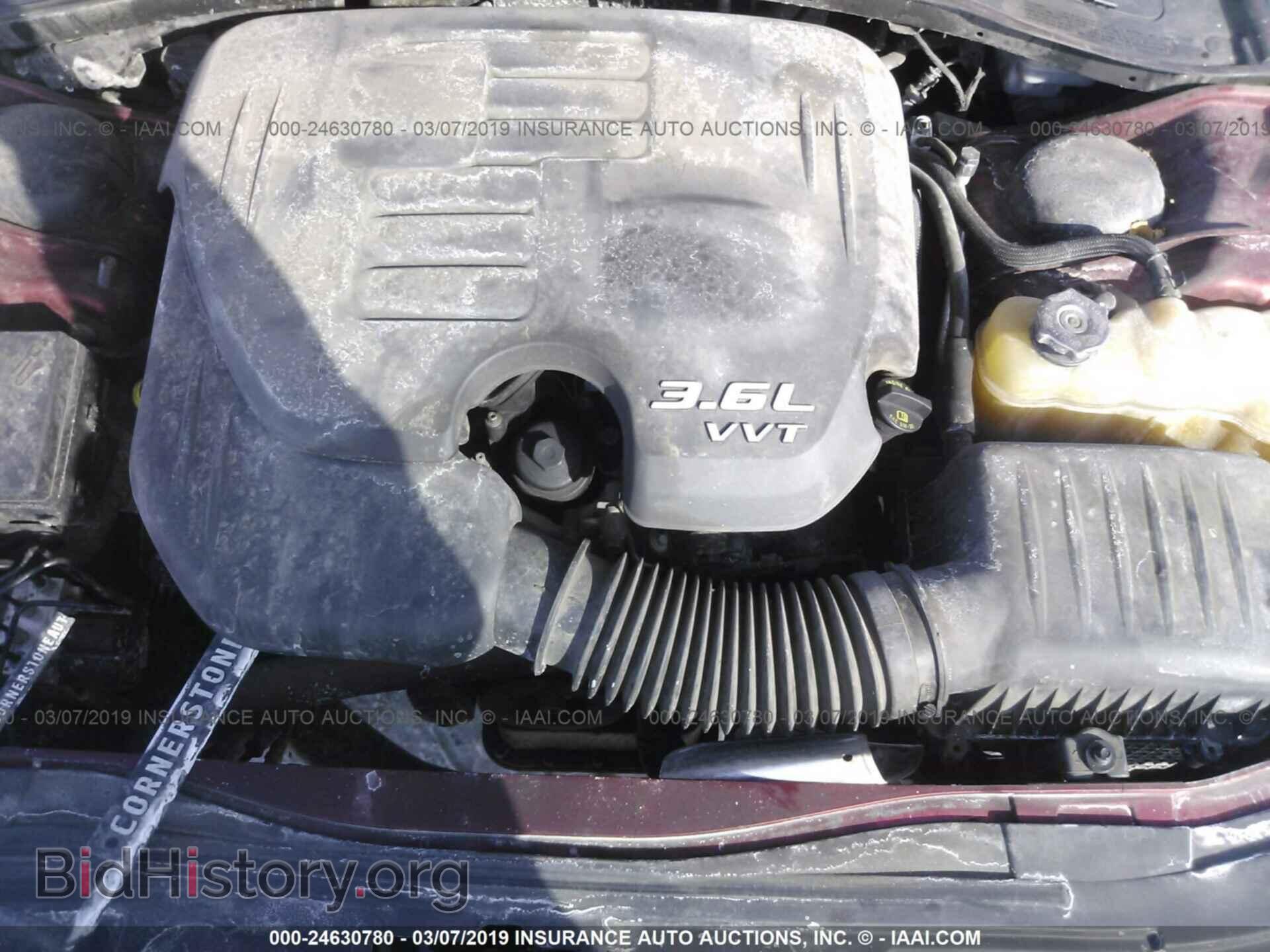 2012 CHRYSLER 300 - VIN: 2C3CCAAG7CH208001 - Photo 10