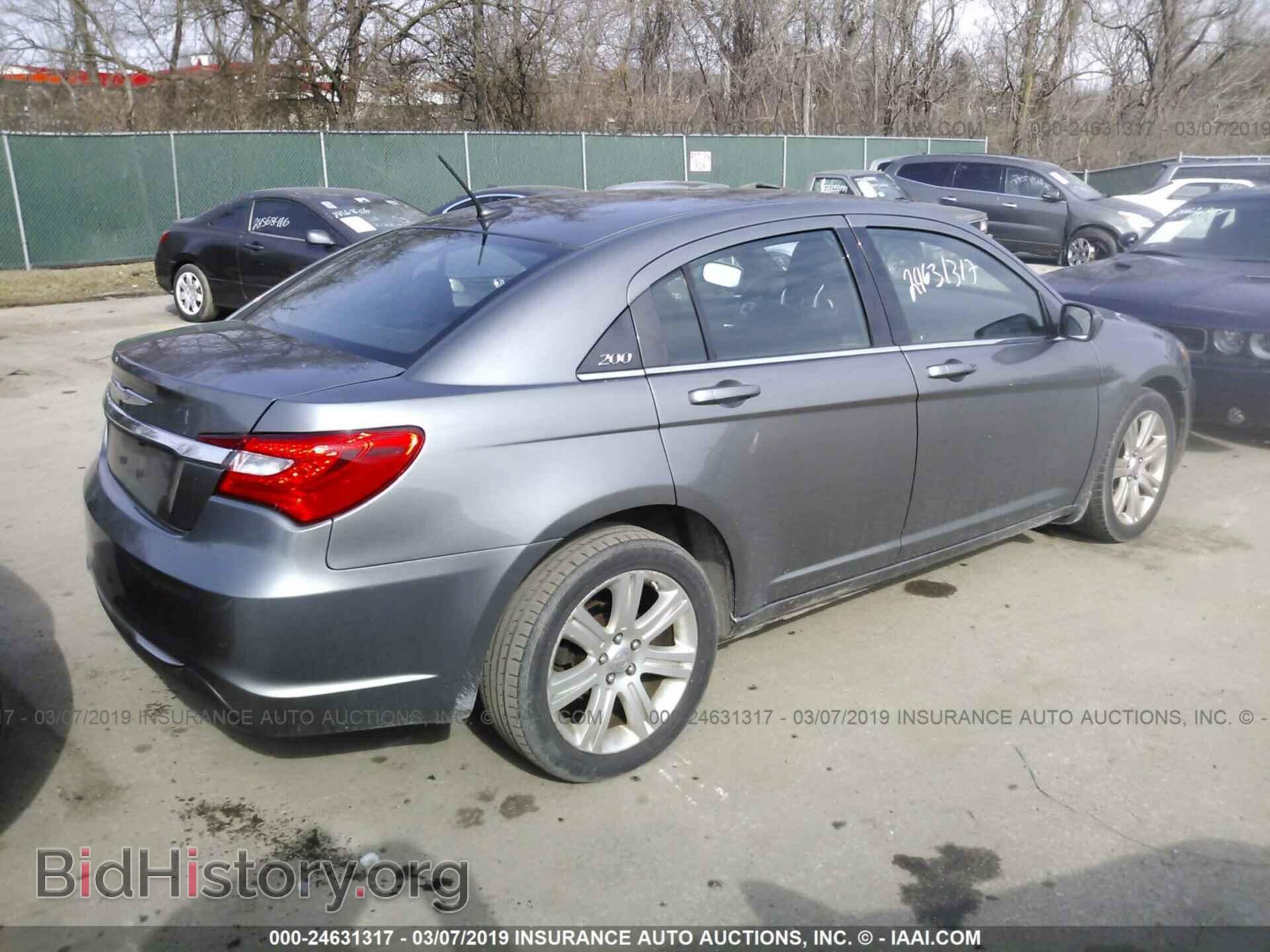 2012 CHRYSLER 200 - VIN: 1C3CCBBG0CN233964 - Фото 4