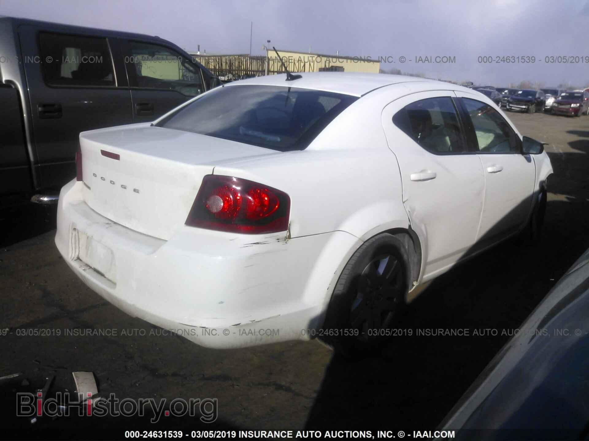 2011 DODGE AVENGER - VIN: 1B3BD4FB5BN620654 - Фото 4
