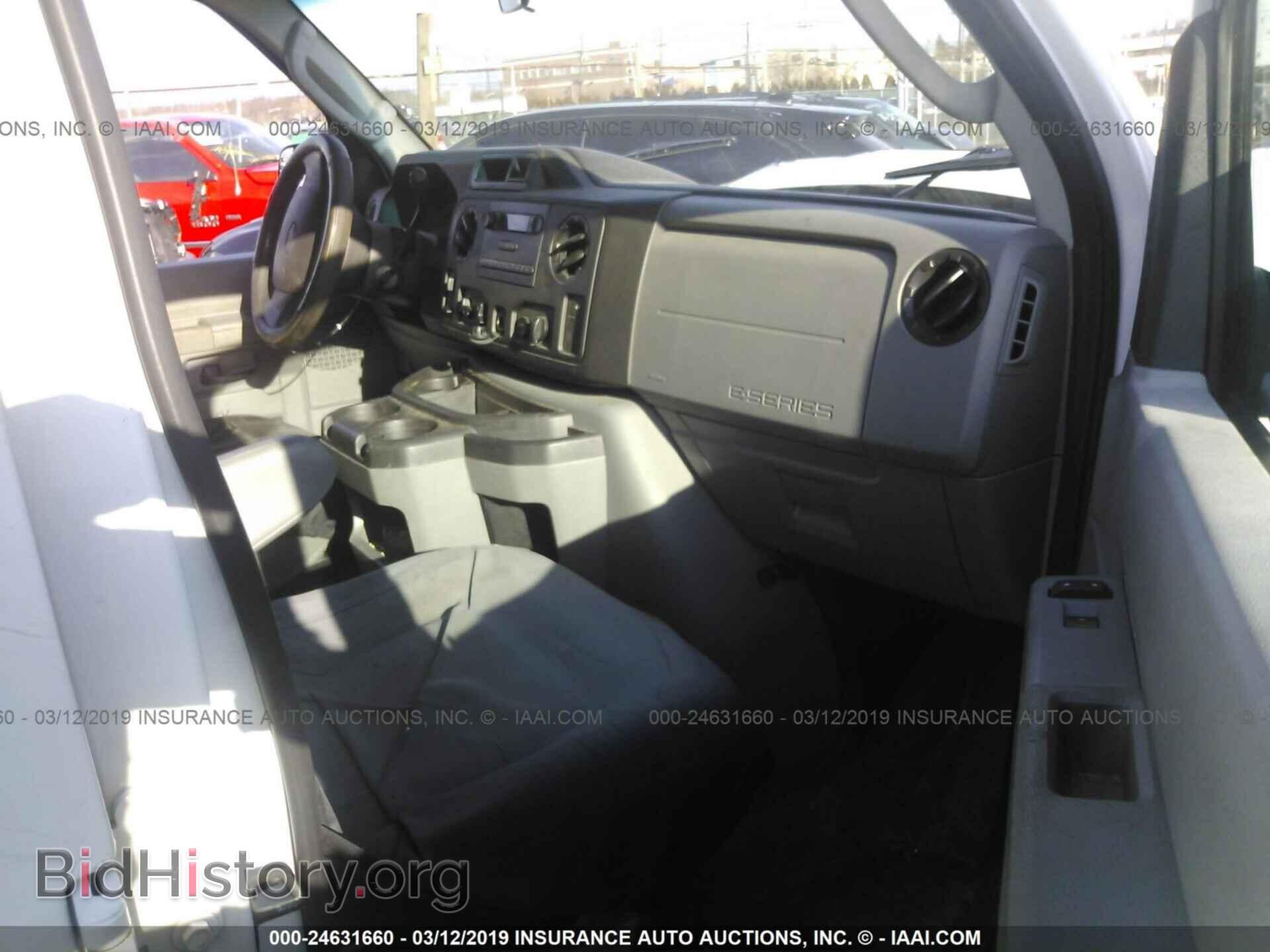 2013 FORD ECONOLINE - VIN: 1FBNE3BL2DDA10256 - Фото 5