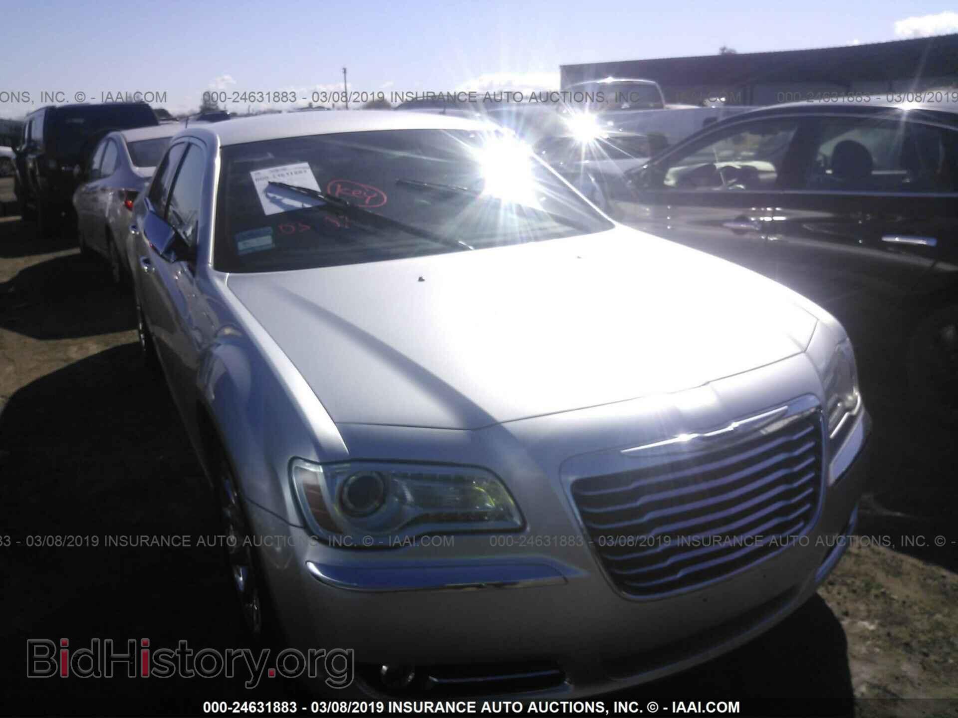 Фотография 2C3CCACG0CH231486 - CHRYSLER 300 2012