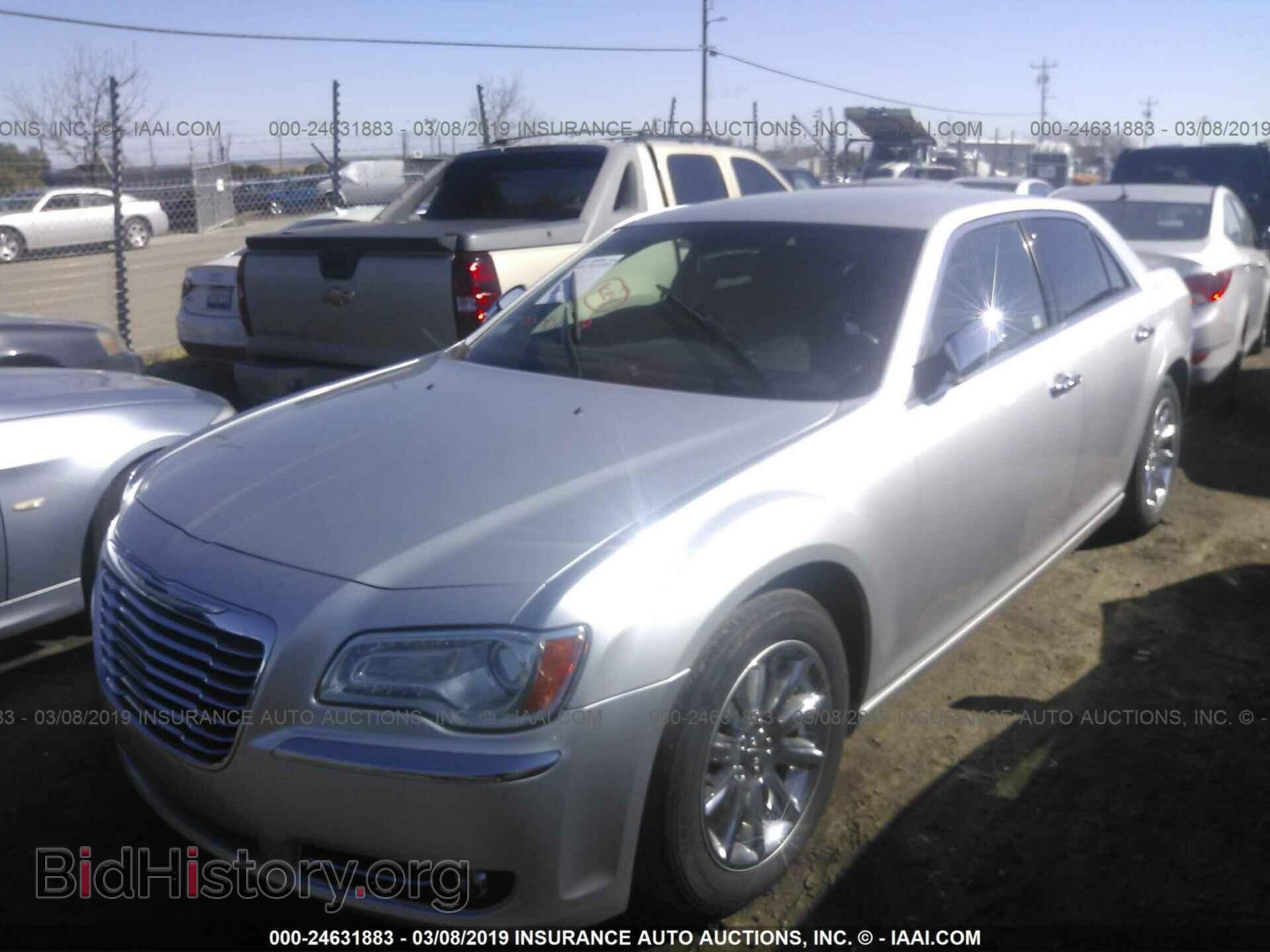 2012 CHRYSLER 300 - VIN: 2C3CCACG0CH231486 - Фото 2