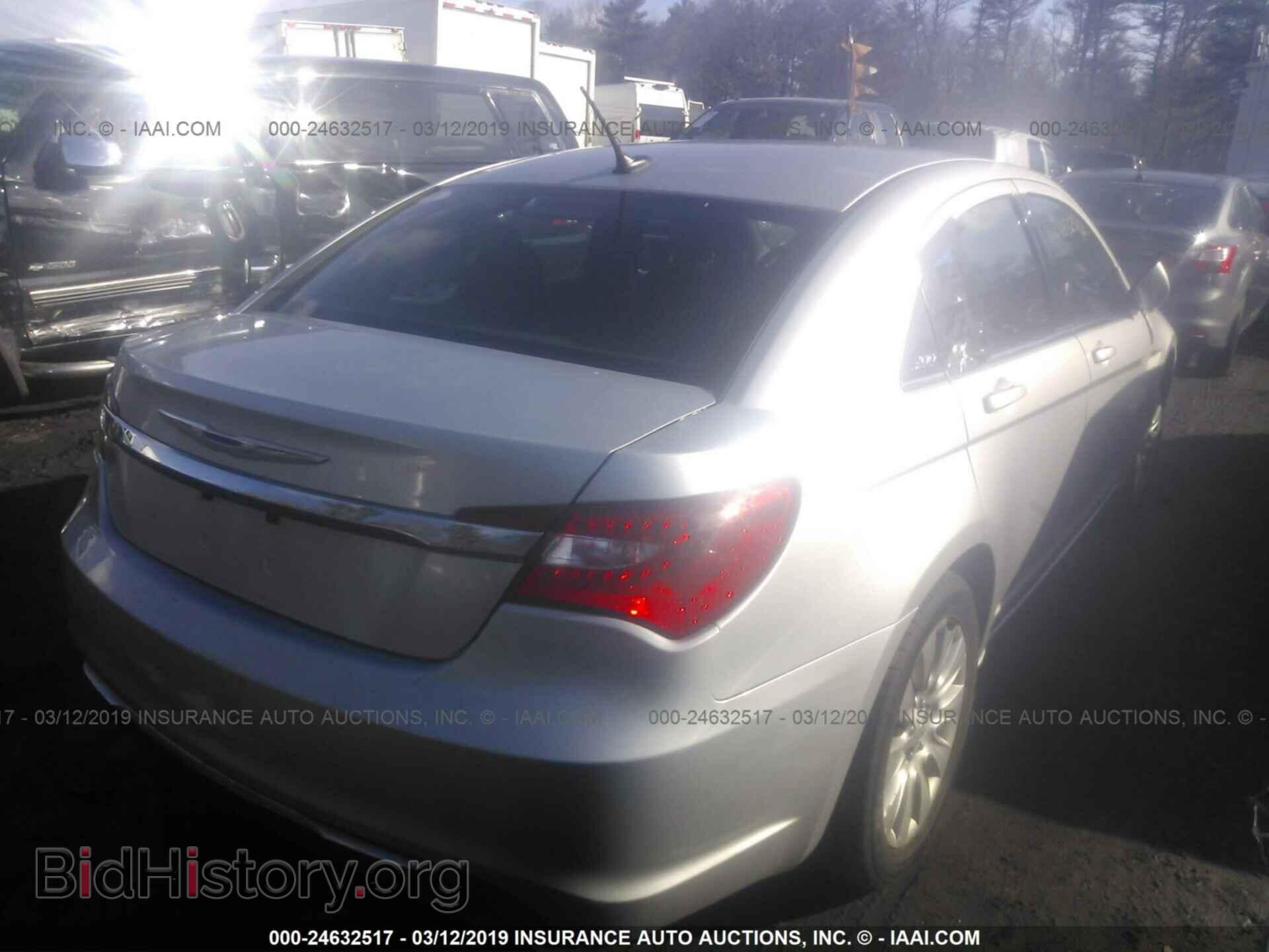 2012 CHRYSLER 200 - VIN: 1C3CCBAB1CN273461 - Фото 4