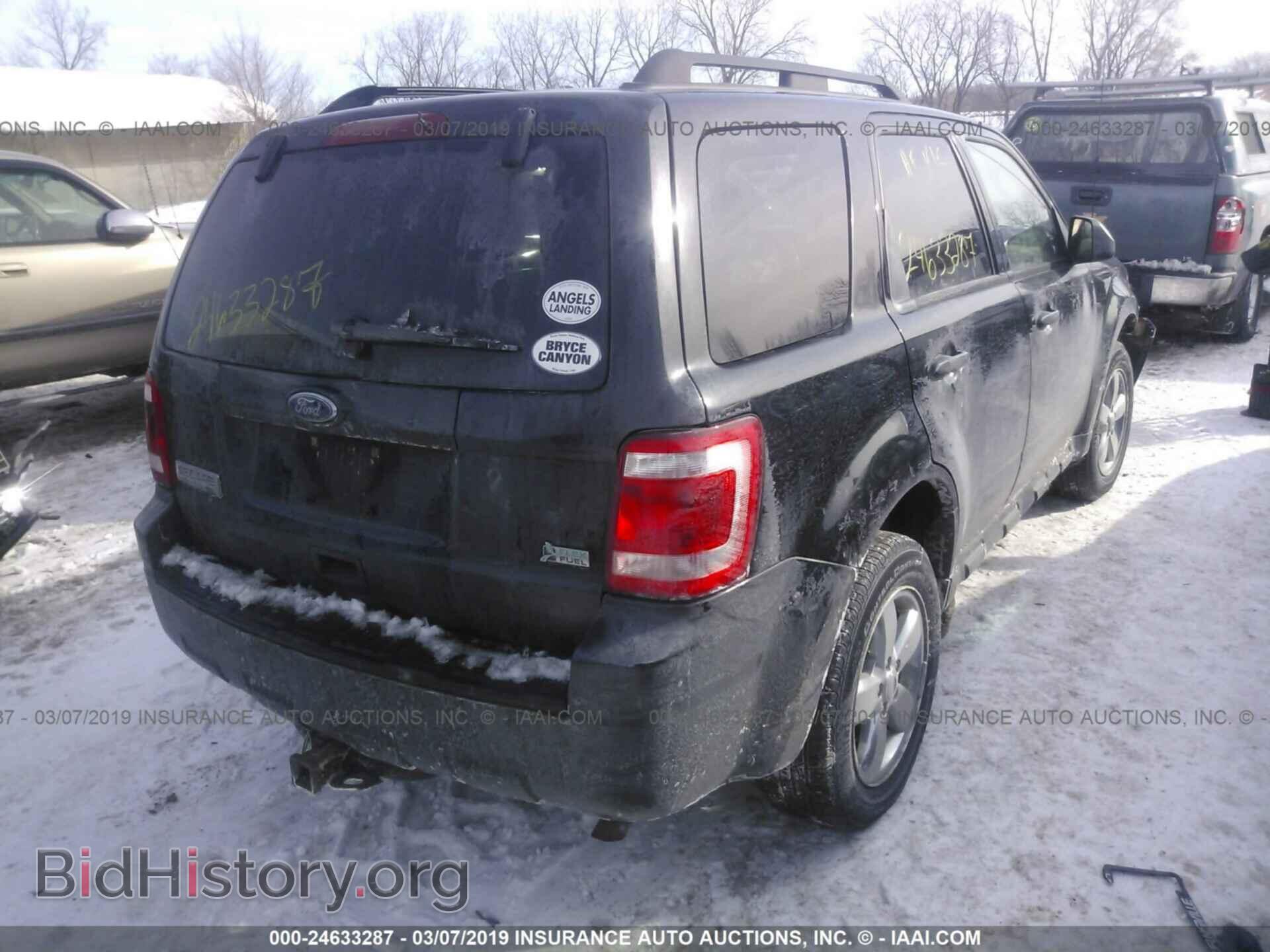 2011 FORD ESCAPE - VIN: 1FMCU0DG6BKA33404 - Photo 4